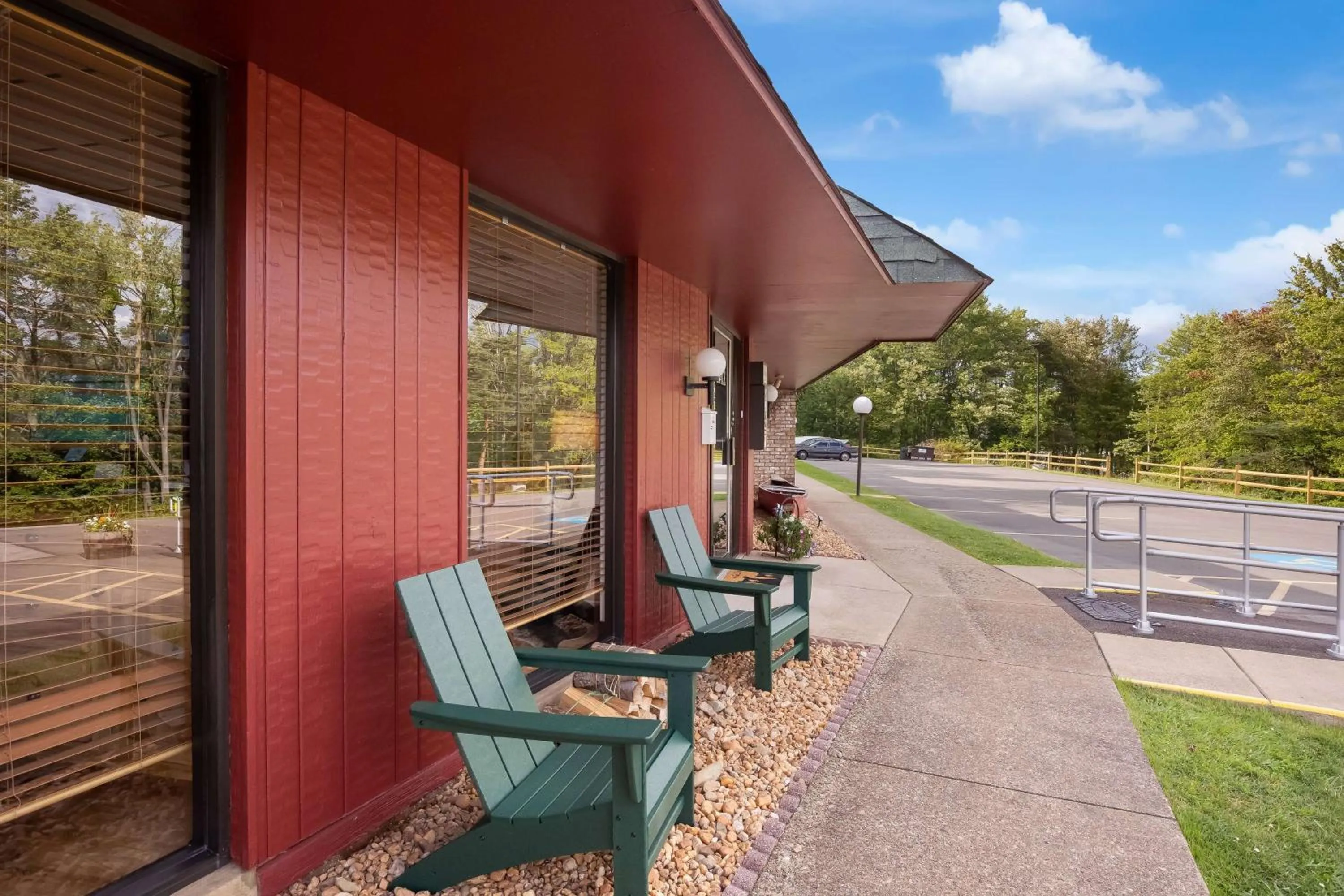 Property building in Travelodge by Wyndham Emlenton