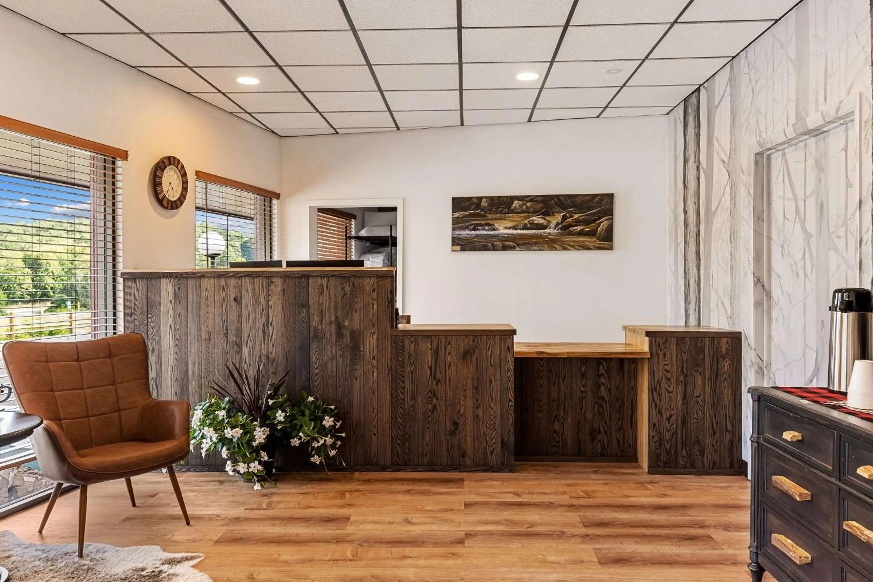 Lobby or reception in Travelodge by Wyndham Emlenton