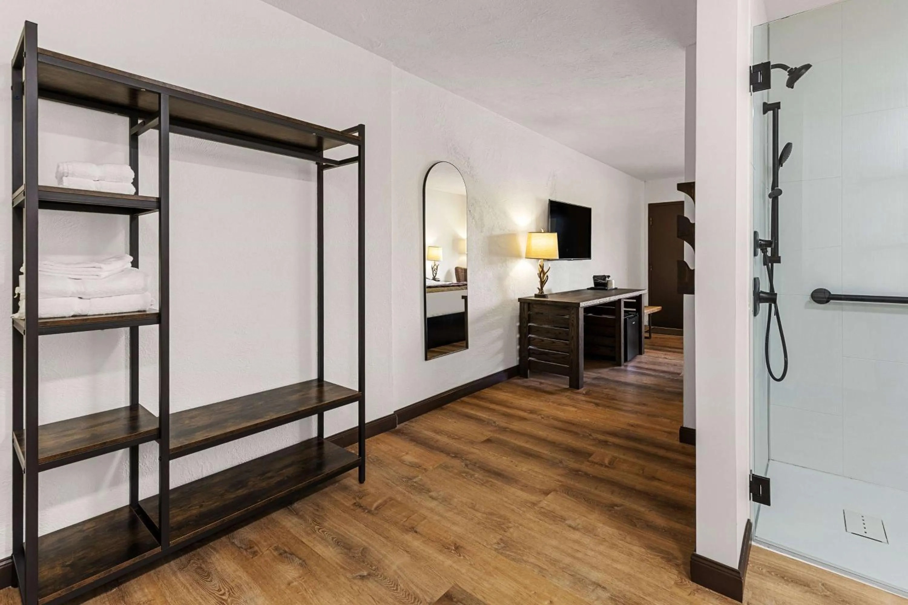 Photo of the whole room, Bed in Travelodge by Wyndham Emlenton