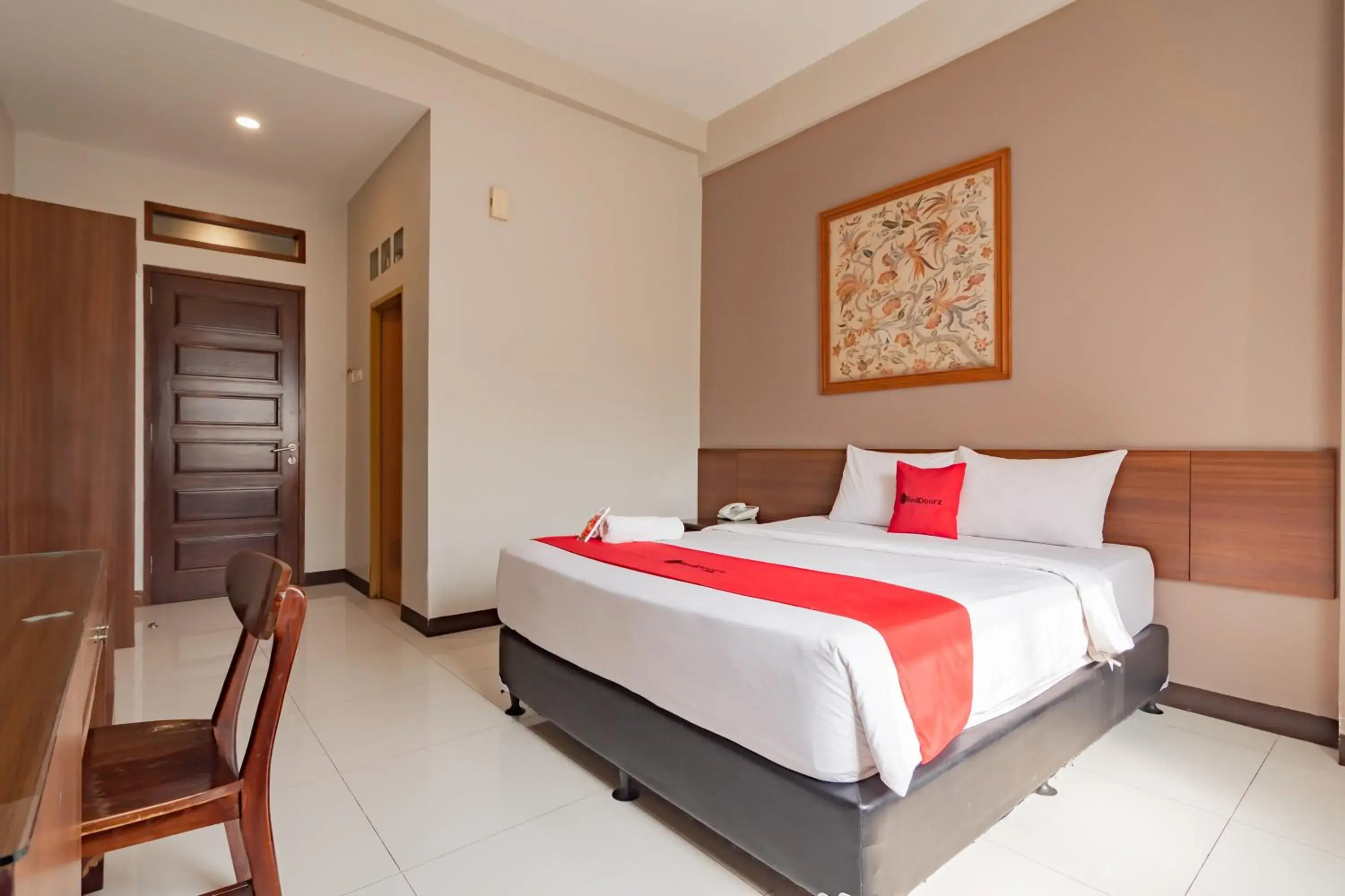 Bedroom, Bed in RedDoorz near Simpang Dago 2 Bedroom, Bed in RedDoorz near Simpang Dago 2