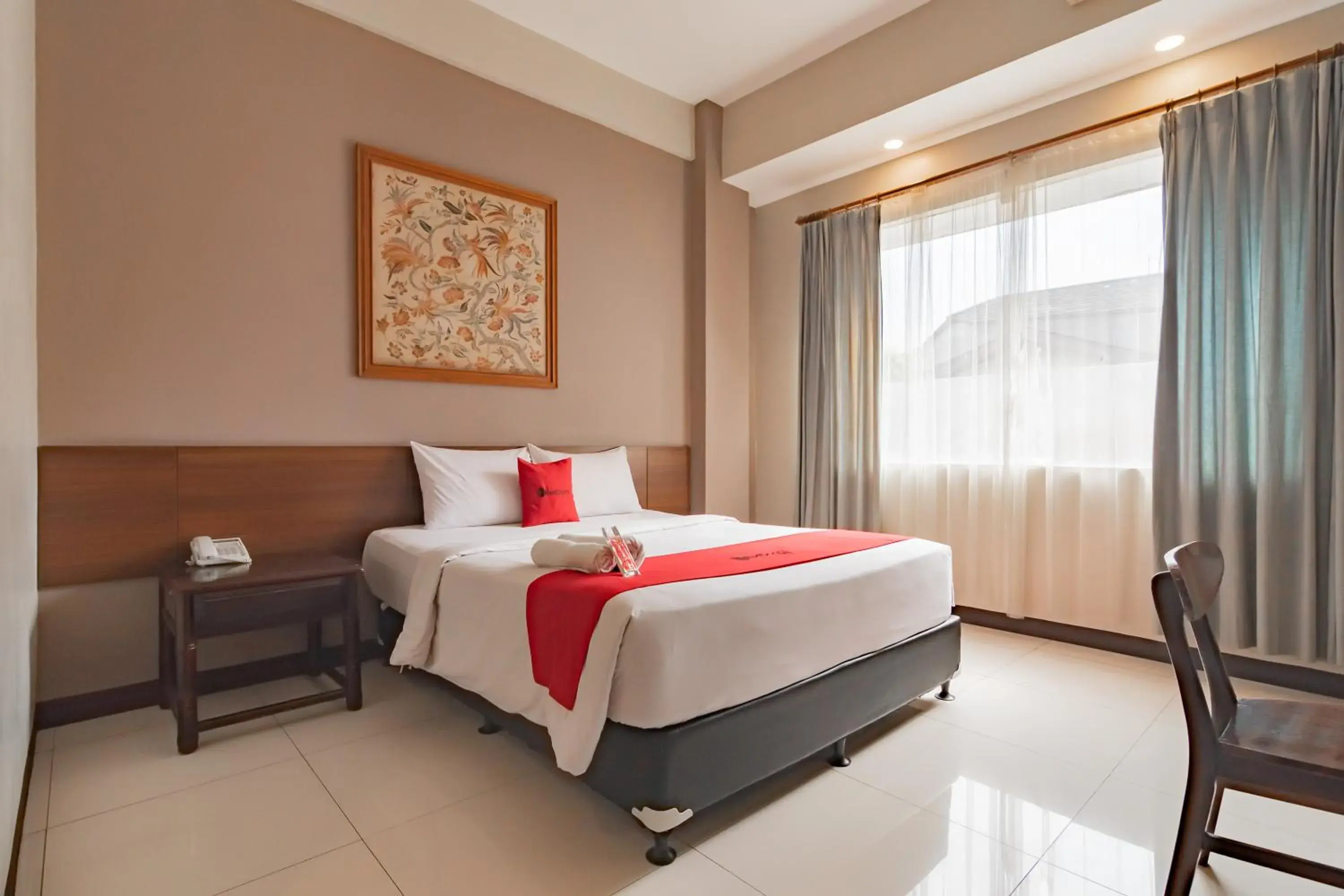 Bedroom, Bed in RedDoorz near Simpang Dago 2 Bedroom, Bed in RedDoorz near Simpang Dago 2