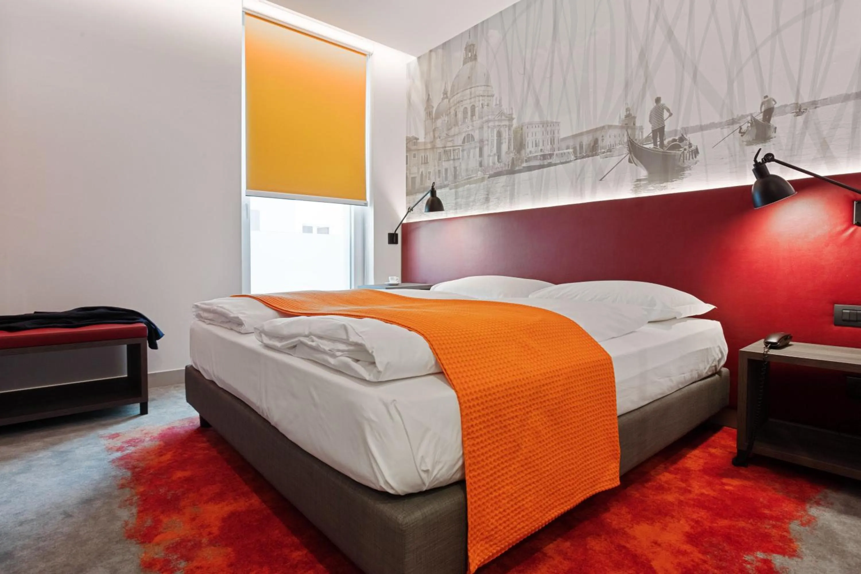 Bedroom, Bed in Campanile Venice Mestre
