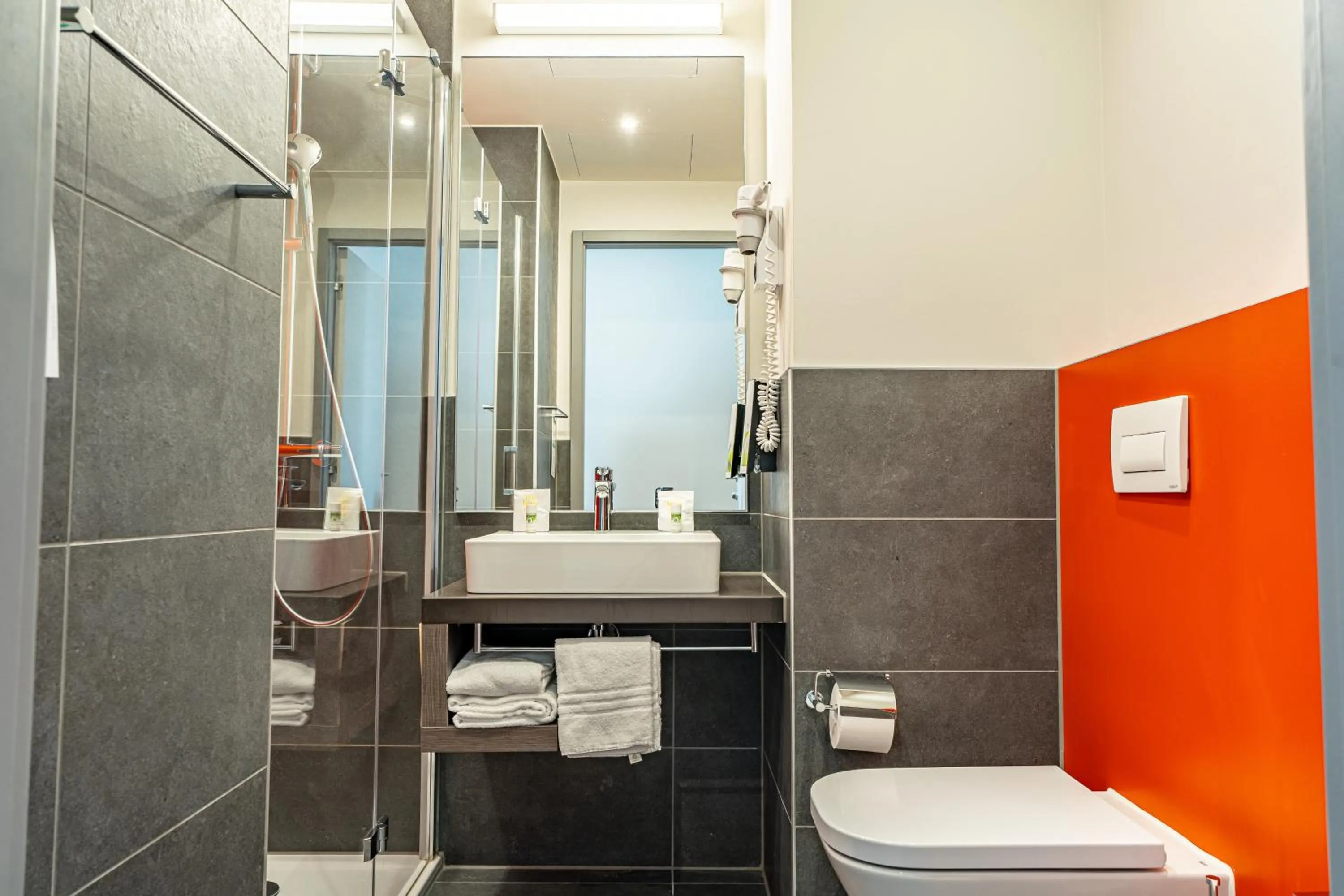 Shower in Campanile Venice Mestre