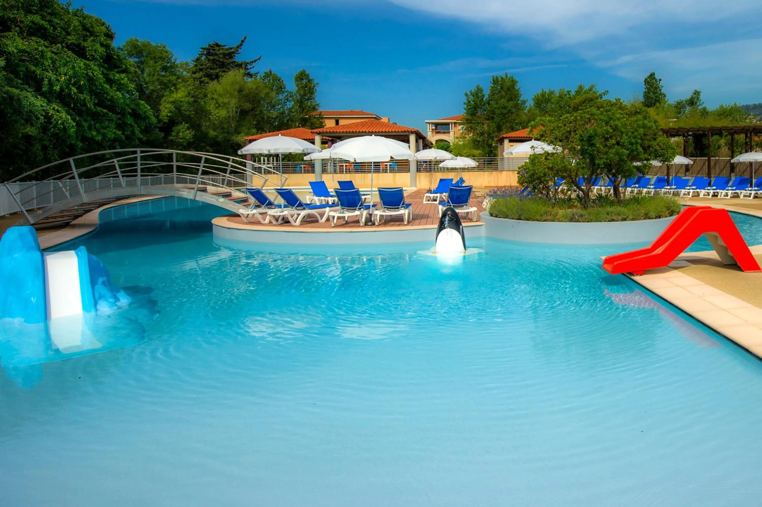 Swimming pool in Goélia Mandelieu Riviera Resort