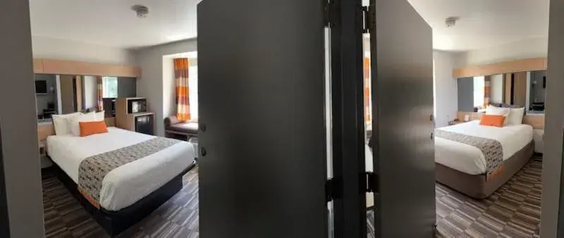 Photo of the whole room, Bed in Microtel Inn & Suites by Wyndham Gatlinburg Photo of the whole room, Bed in Microtel Inn & Suites by Wyndham Gatlinburg