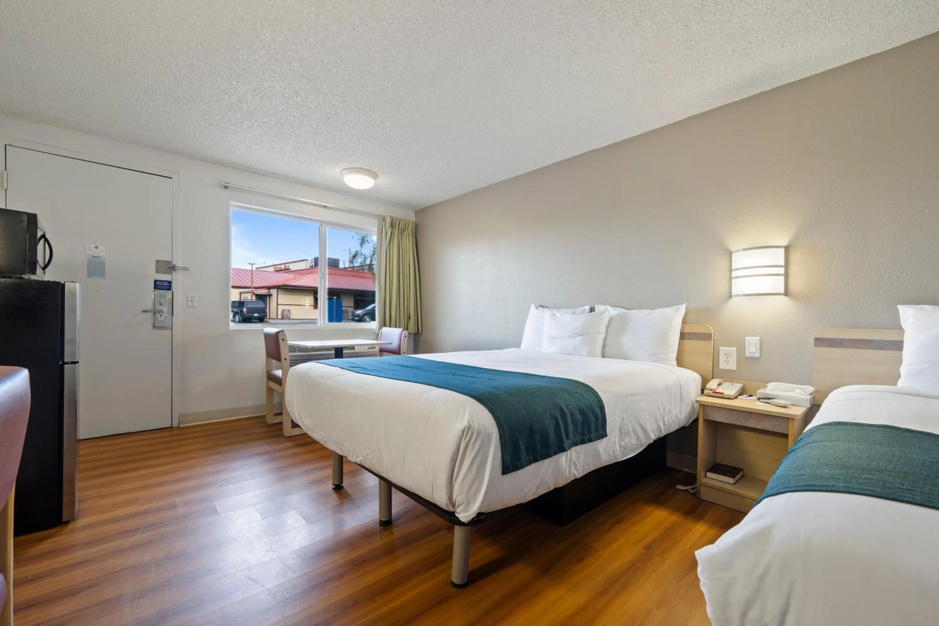 Bed in Motel 6 Clarkston WA