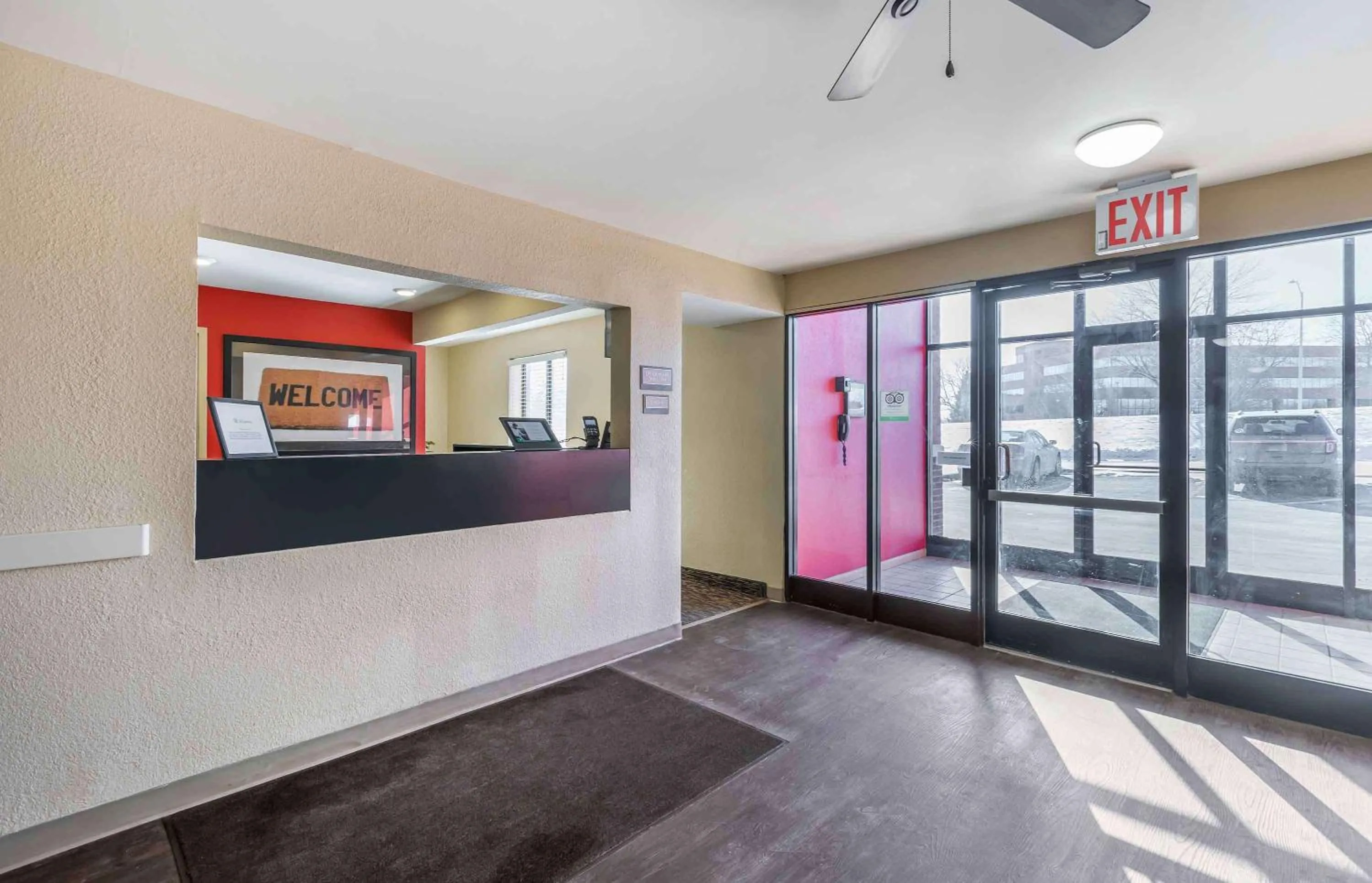 Lobby or reception in Extended Stay America Select Suites - Des Moines - West Des Moines