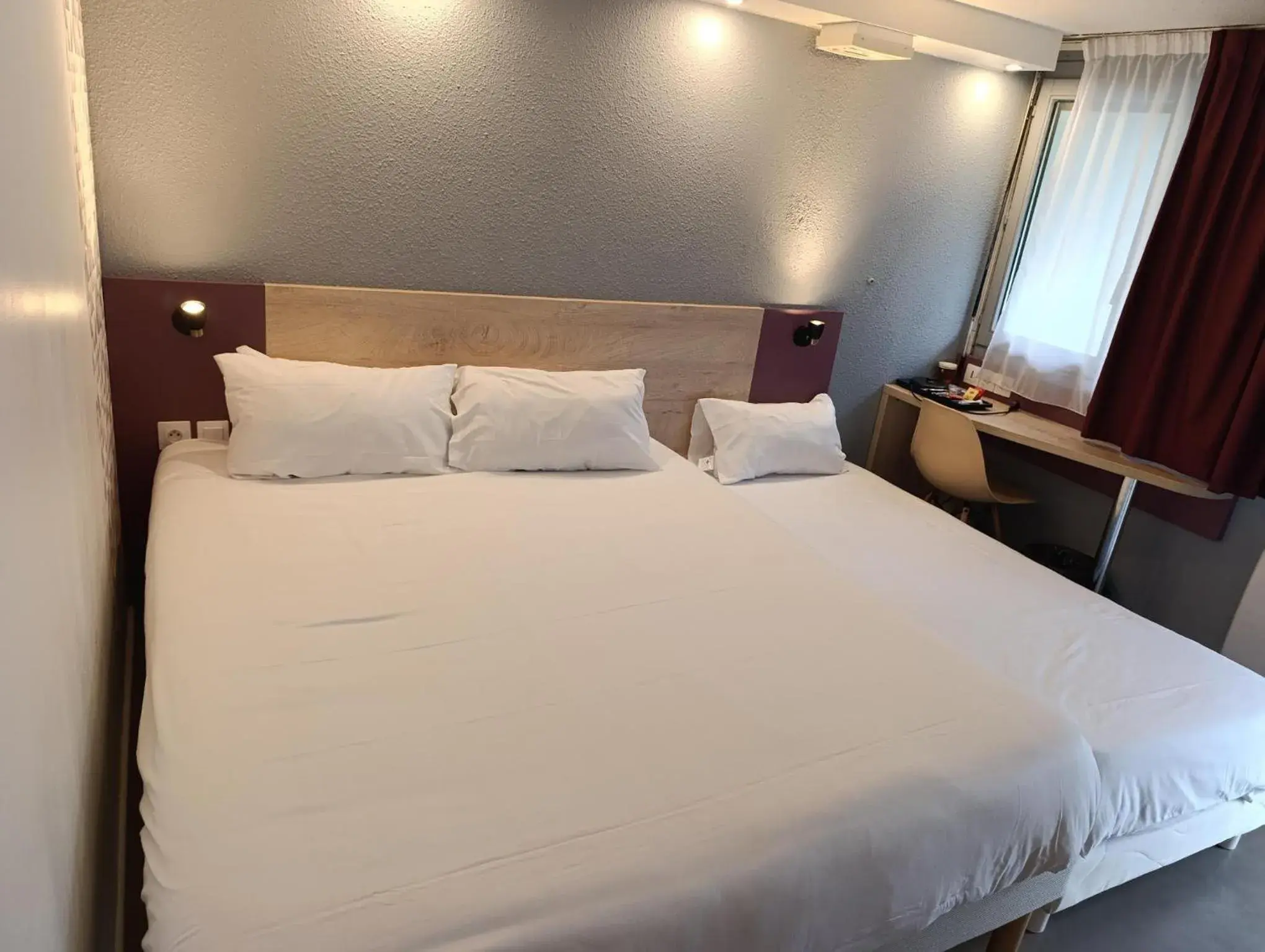 Bed in Kyriad Meaux Sud Nanteuil Les Meaux Bed in Kyriad Meaux Sud Nanteuil Les Meaux