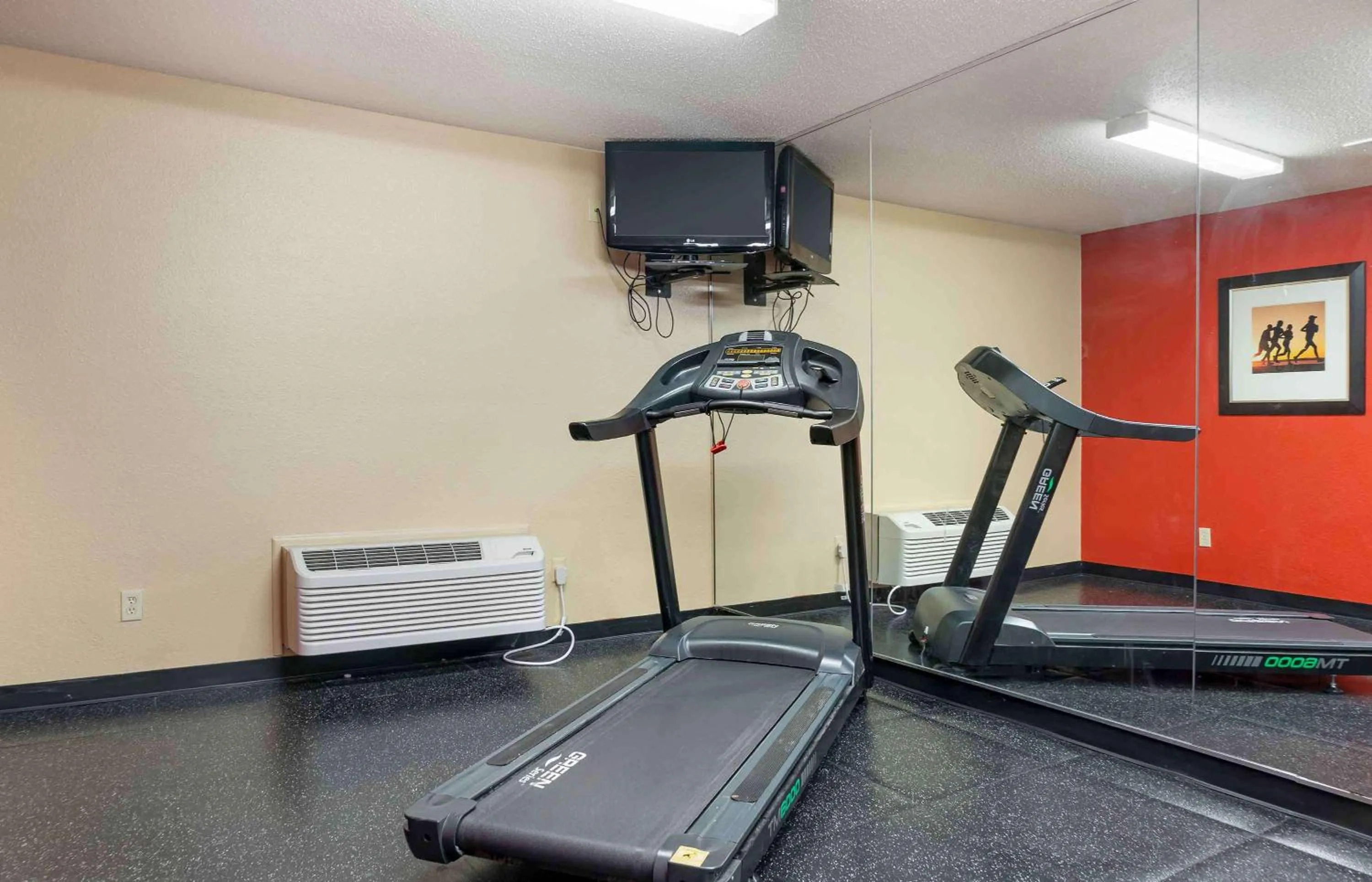 Fitness centre/facilities in Extended Stay America Suites - Detroit - Novi - Orchard Hill Place