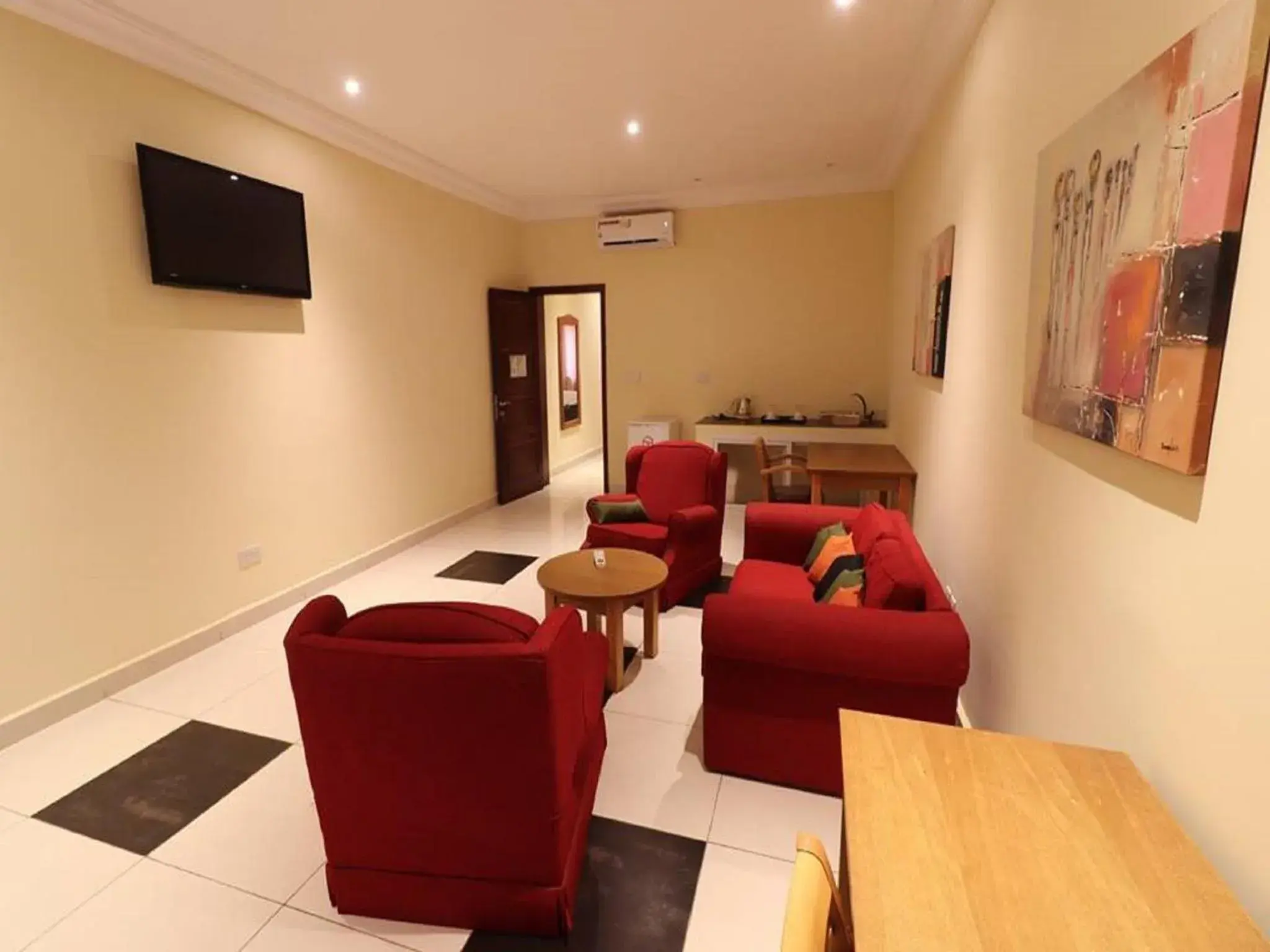 Living room in Senegambia Beach Hotel Living room in Senegambia Beach Hotel