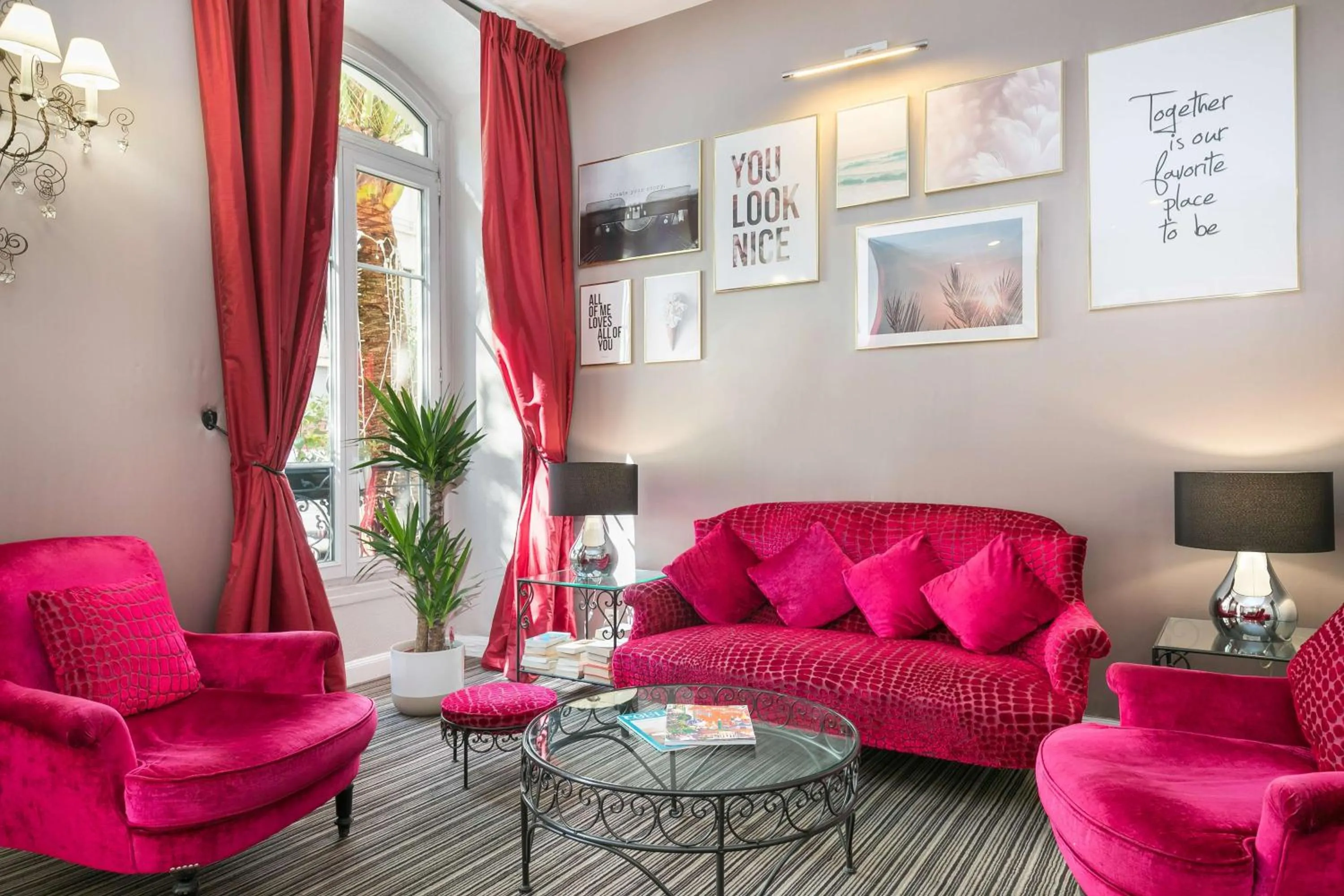 Lounge or bar in Best Western Hotel Lakmi Nice