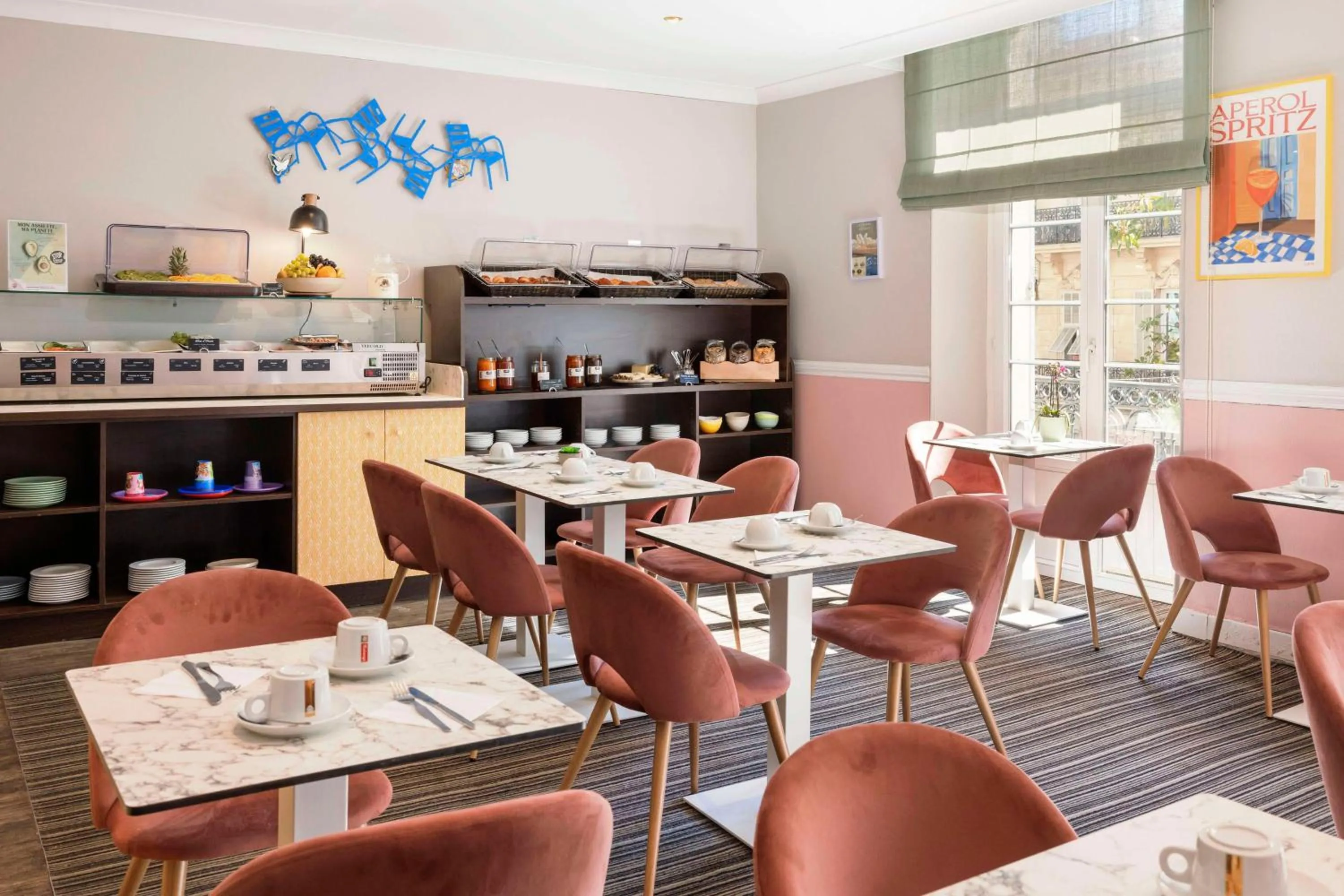 Breakfast in Best Western Hotel Lakmi Nice