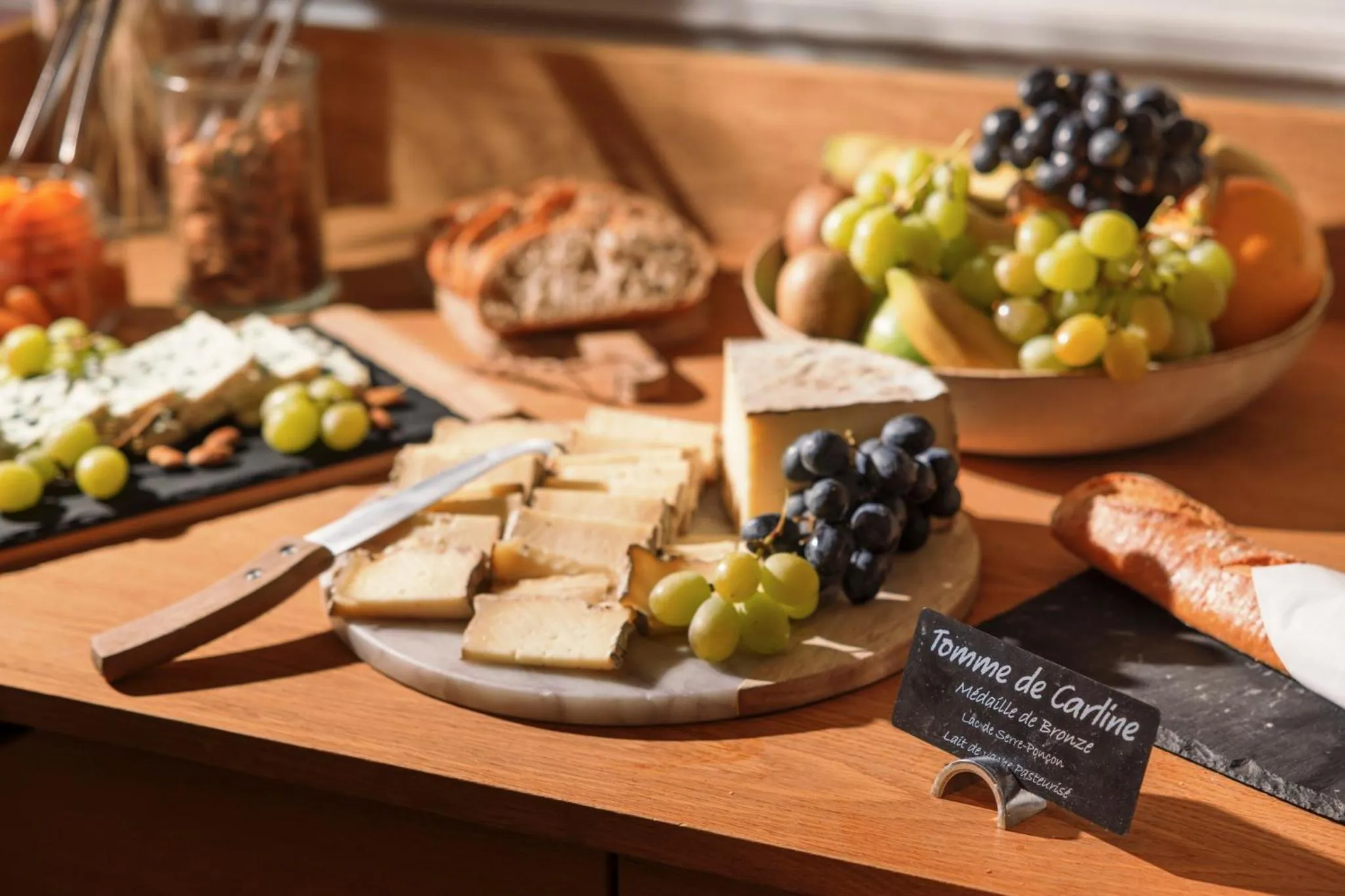 Food and drinks in Best Western Hotel Lakmi Nice