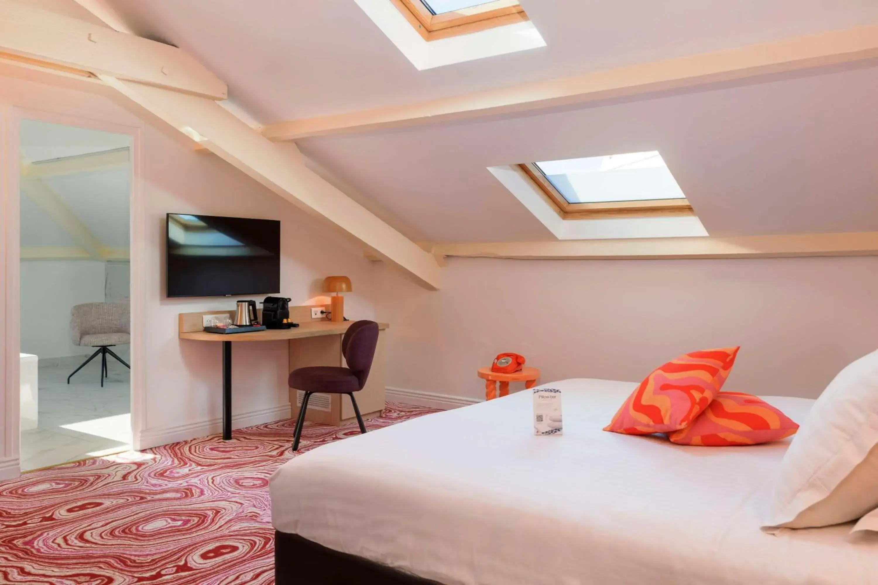 Bedroom, Bed in Best Western Hotel Lakmi Nice Bedroom, Bed in Best Western Hotel Lakmi Nice