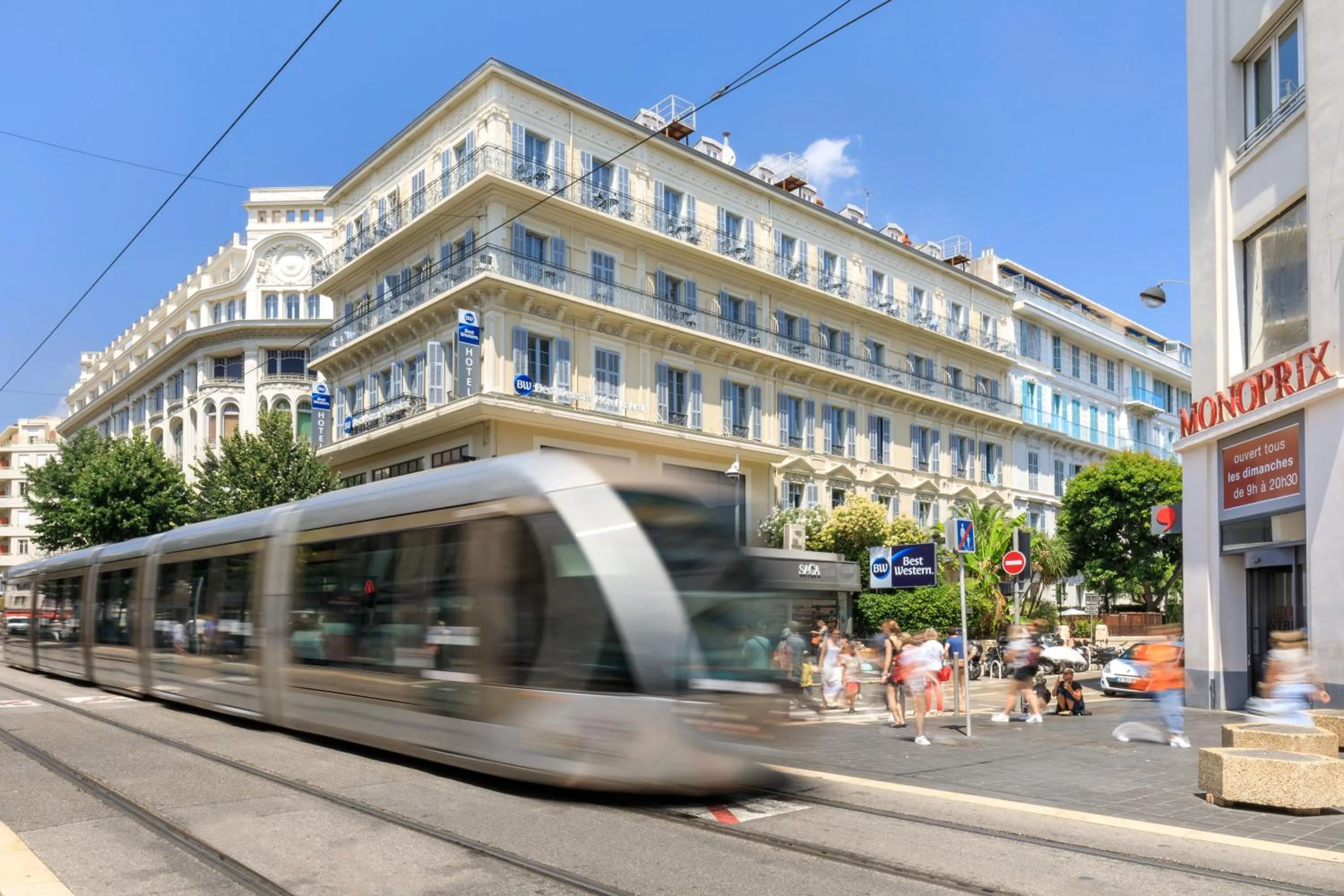 Property building in Best Western Hotel Lakmi Nice