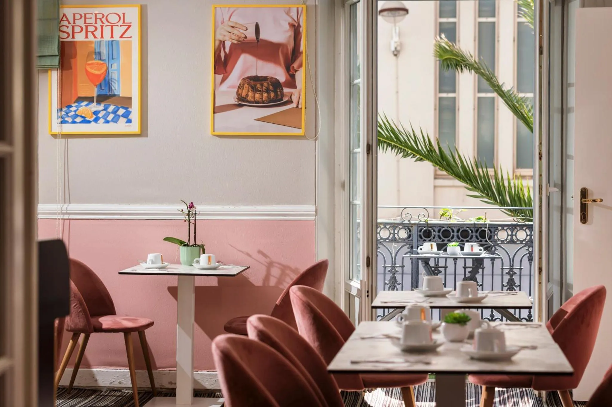 Restaurant/places to eat in Best Western Hotel Lakmi Nice