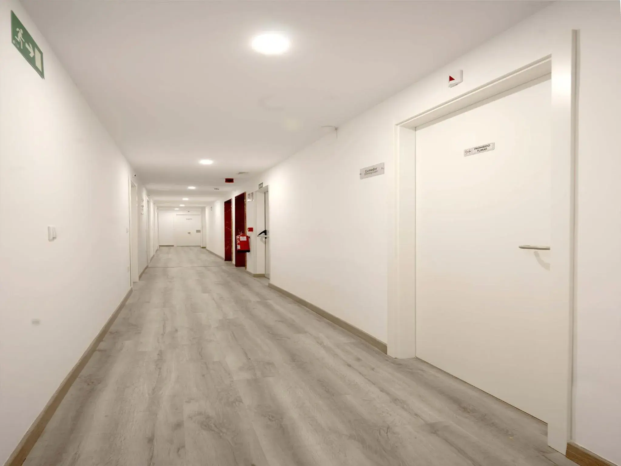 Property building in Hostal Anna Benidorm Property building in Hostal Anna Benidorm