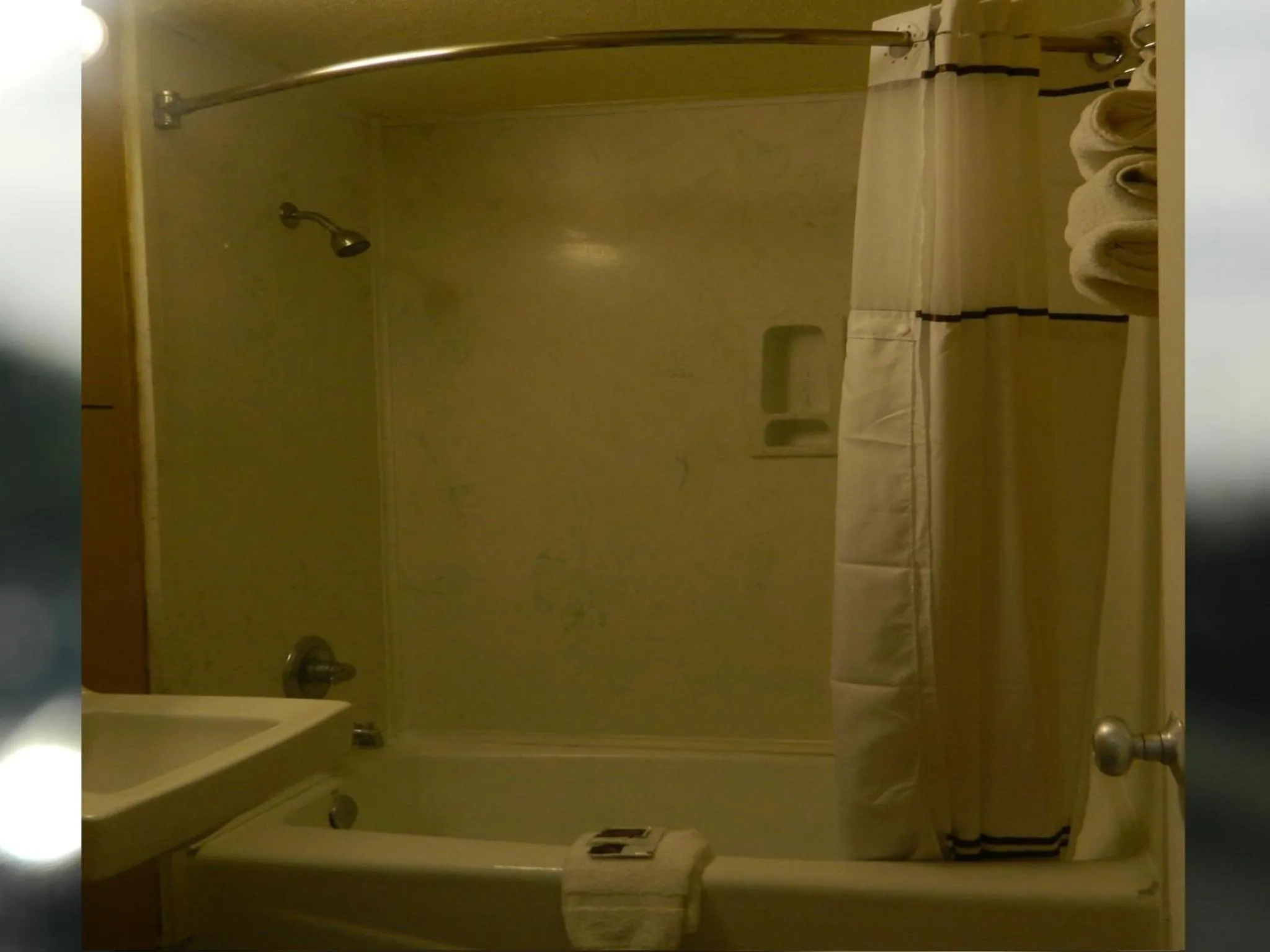 Bathroom in Freer Motel