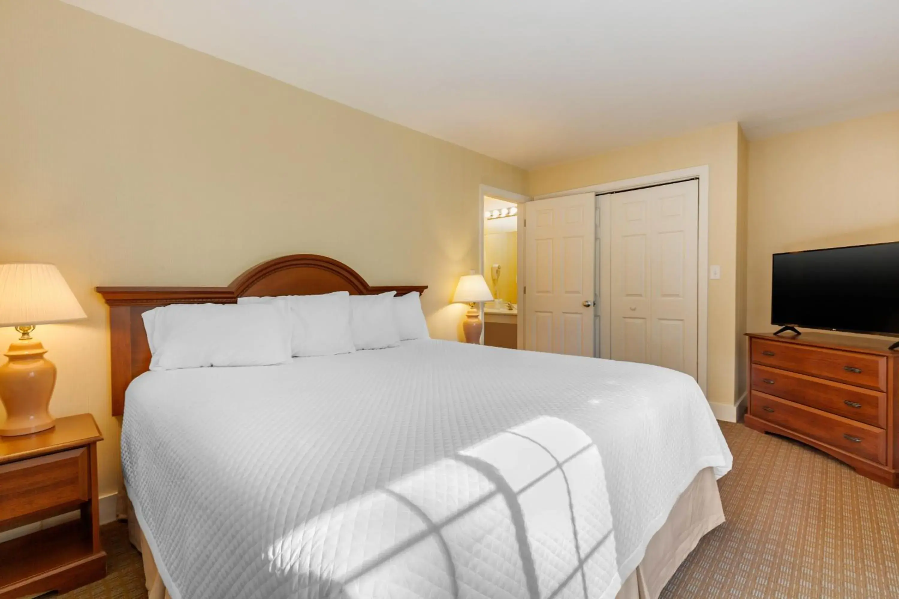 Photo of the whole room, Bed in Ogunquit Hotel and Suites Photo of the whole room, Bed in Ogunquit Hotel and Suites