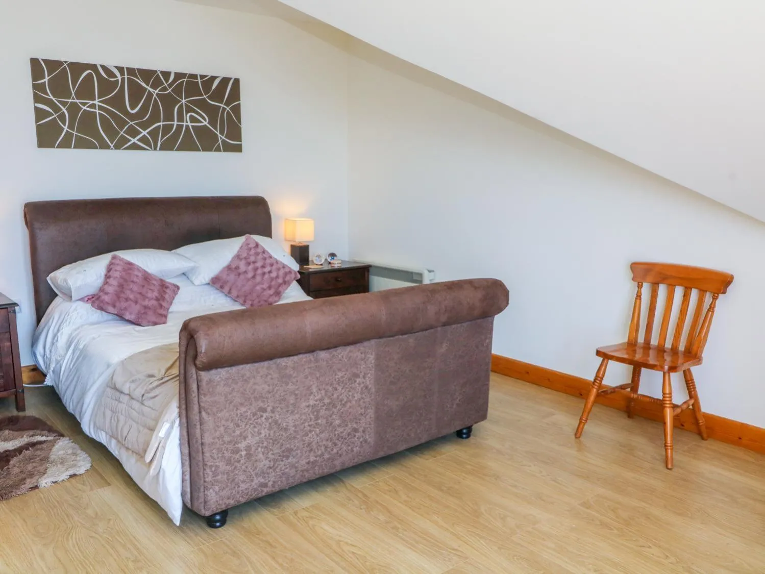 Bed in Shorefields One