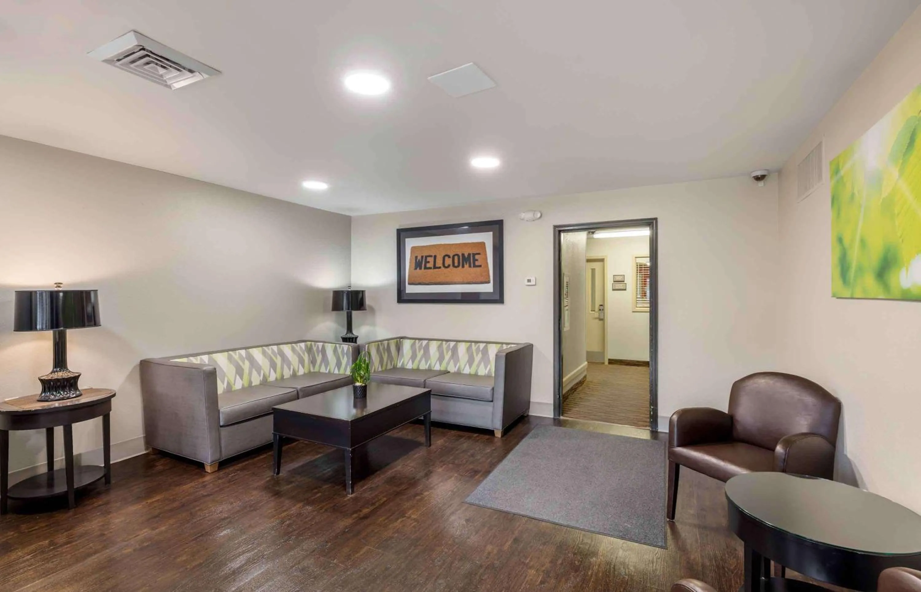 Lobby or reception in Extended Stay America Suites - Omaha - West