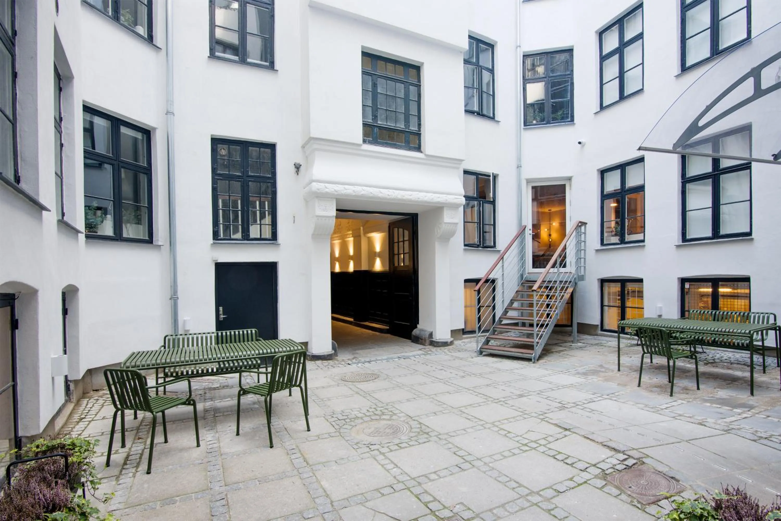 Inner courtyard view in Rosenborg Hotel Apartments