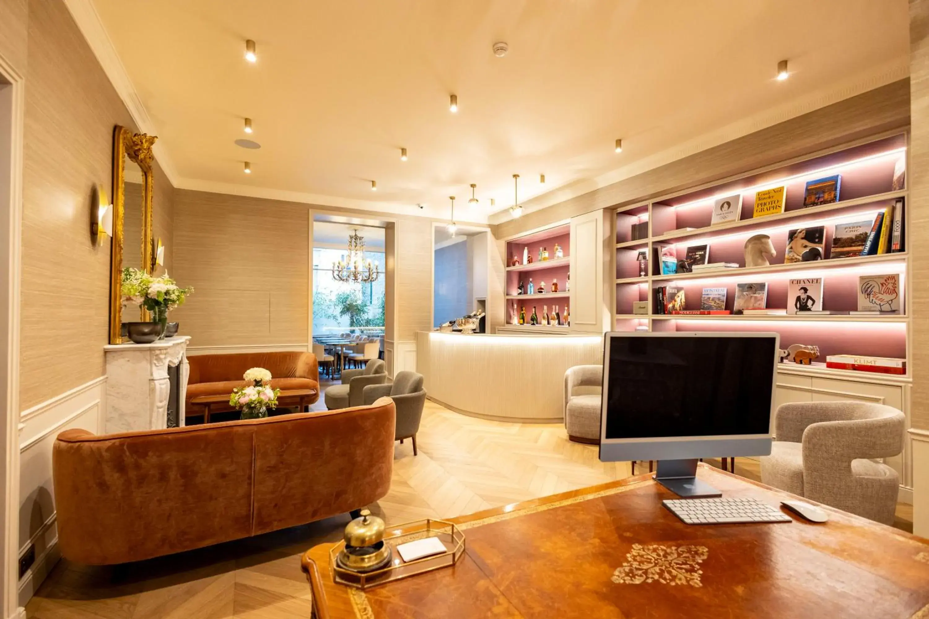 Lobby or reception in Hotel Residence Foch Lobby or reception in Hotel Residence Foch