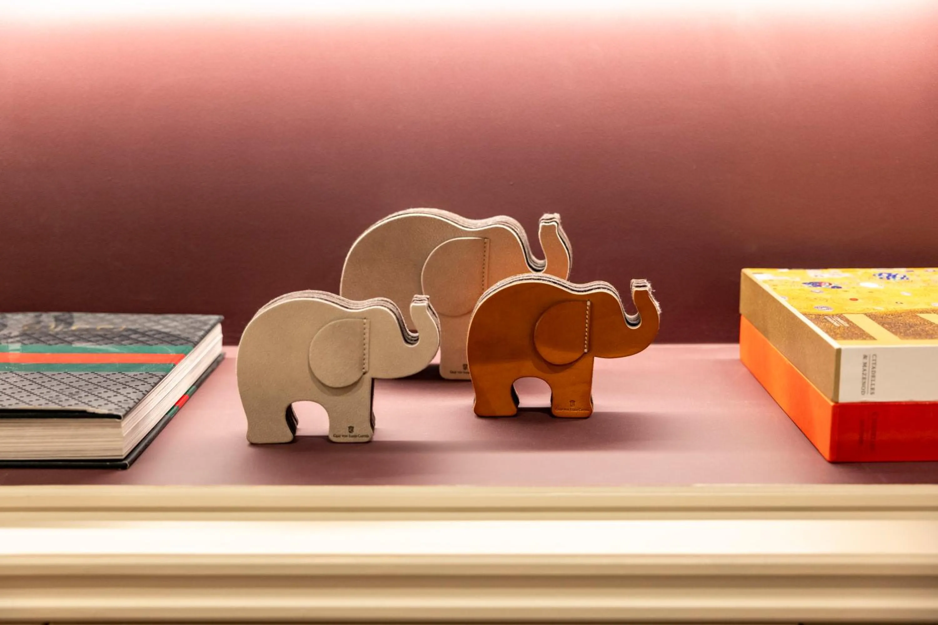 Communal lounge/ TV room in Hotel Residence Foch