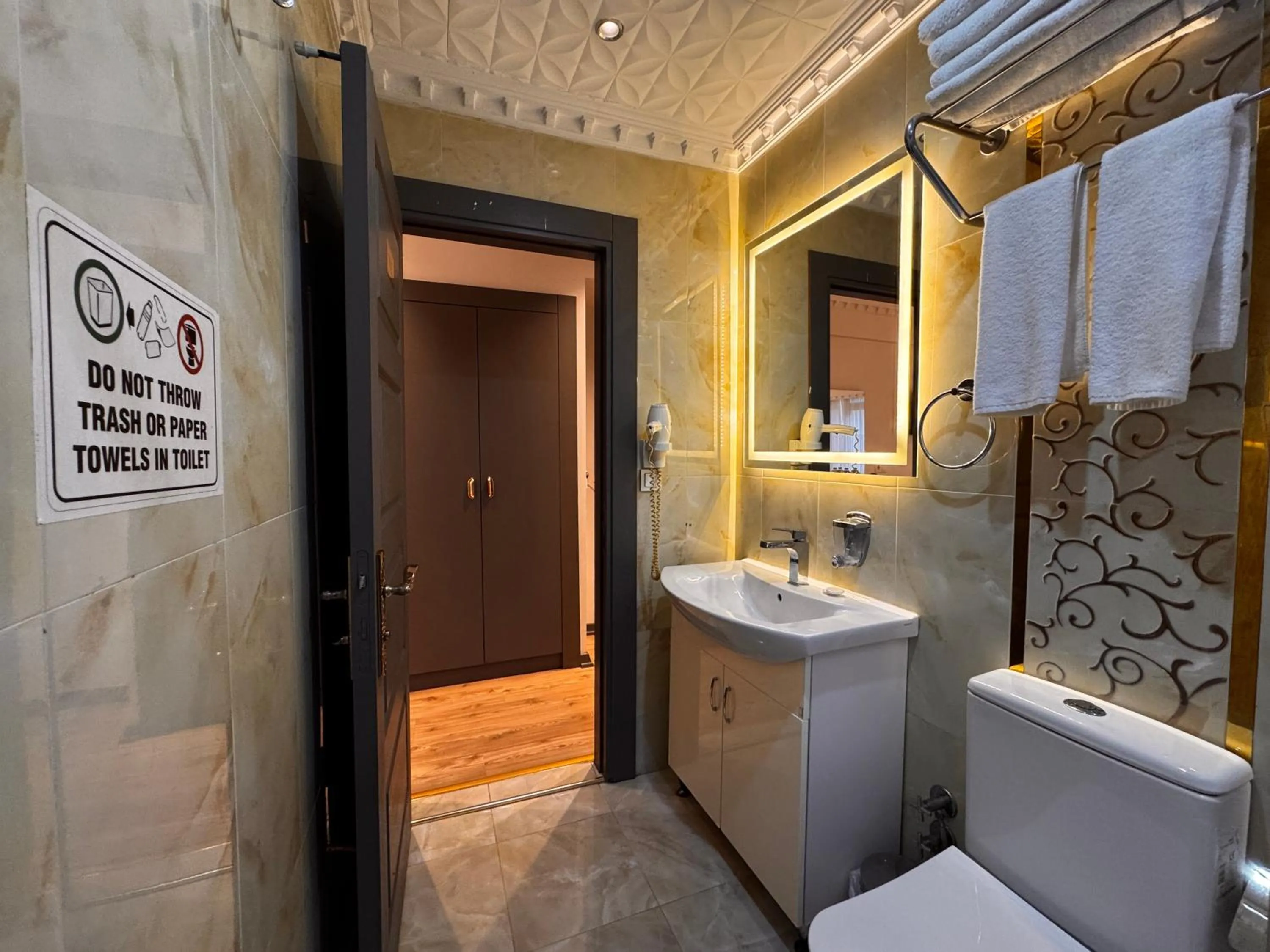 Photo of the whole room in The PeraPort Hotel