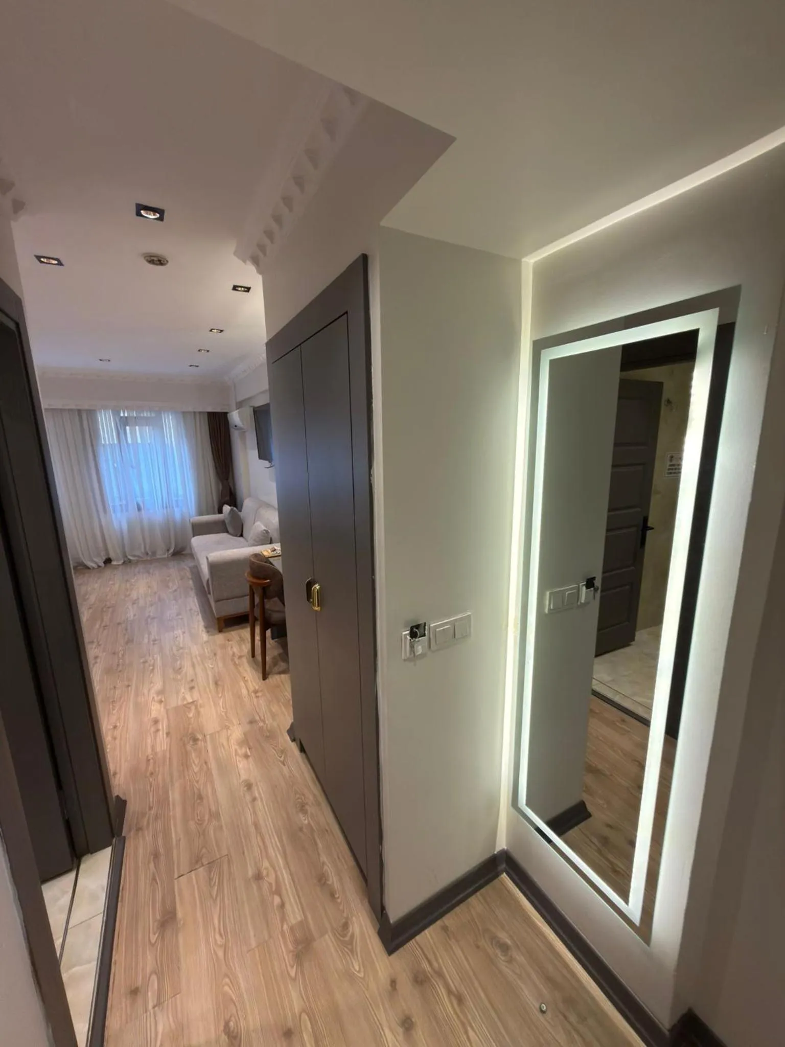 Photo of the whole room in The PeraPort Hotel