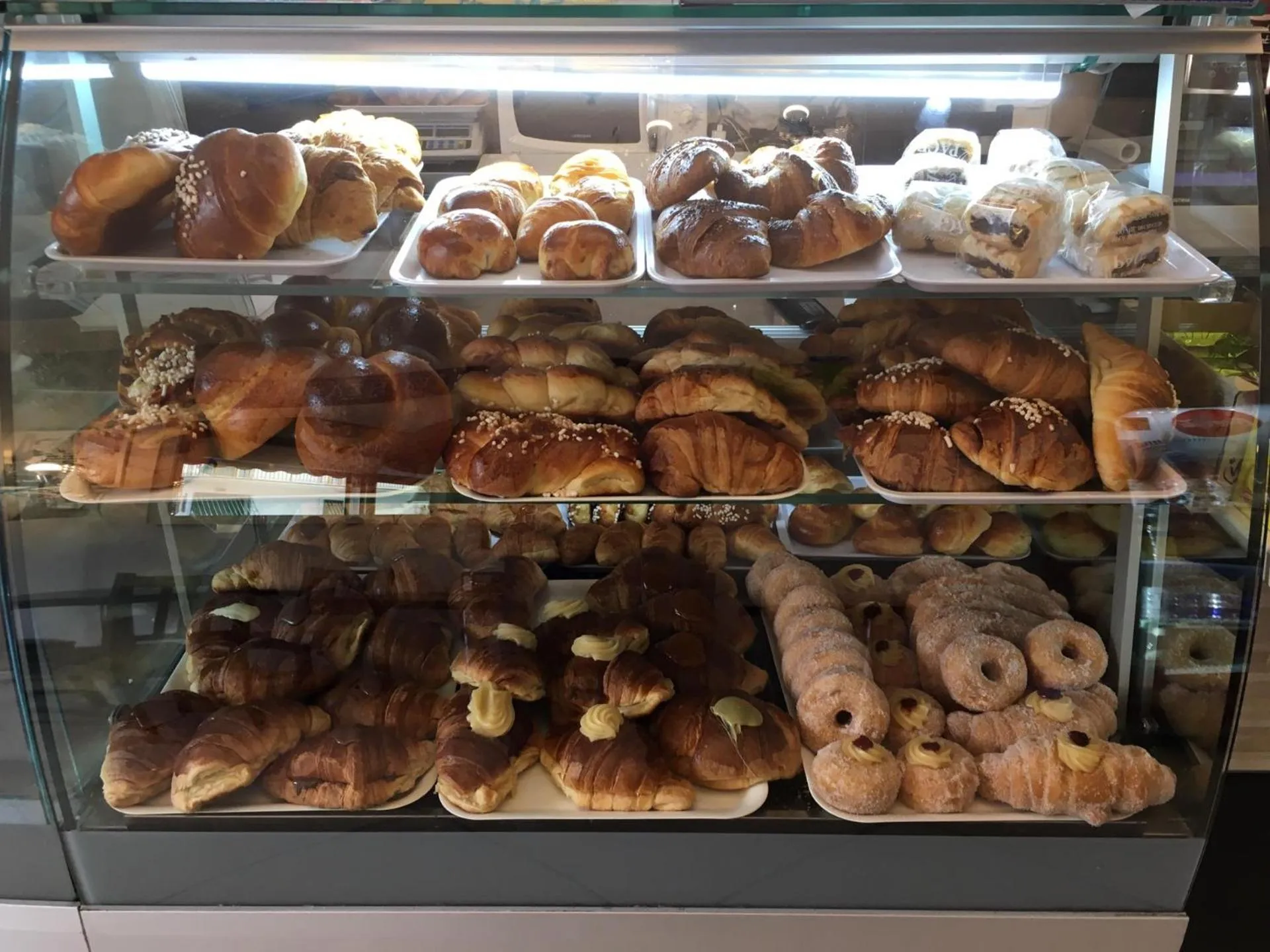 Breakfast in Cameo B&B