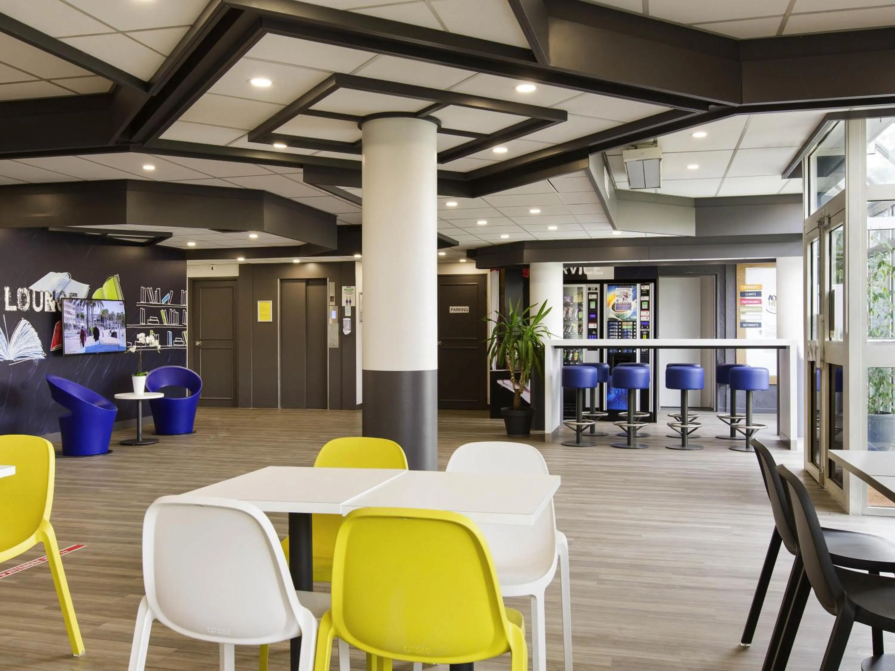 Property building in Ibis Budget Fresnes Orly