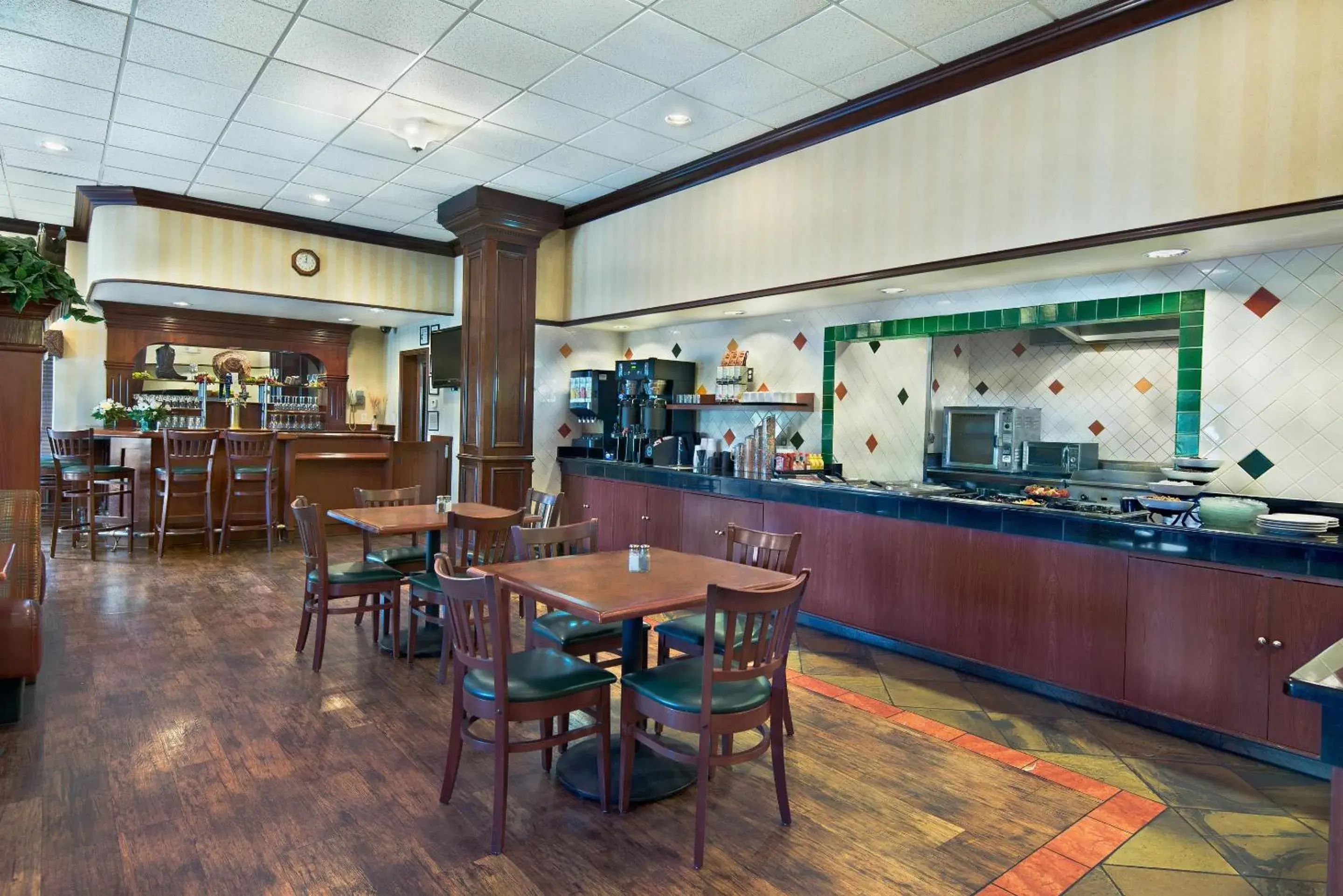 Restaurant/places to eat in Oxford Suites Pendleton Restaurant/places to eat in Oxford Suites Pendleton