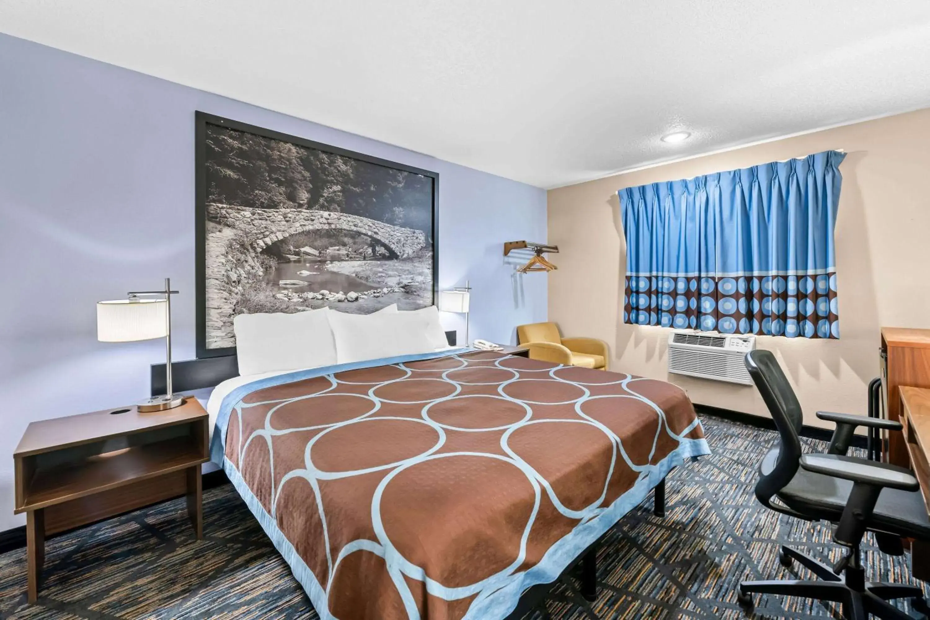 Bed in Super 8 by Wyndham Council Bluffs IA Omaha NE Area Bed in Super 8 by Wyndham Council Bluffs IA Omaha NE Area