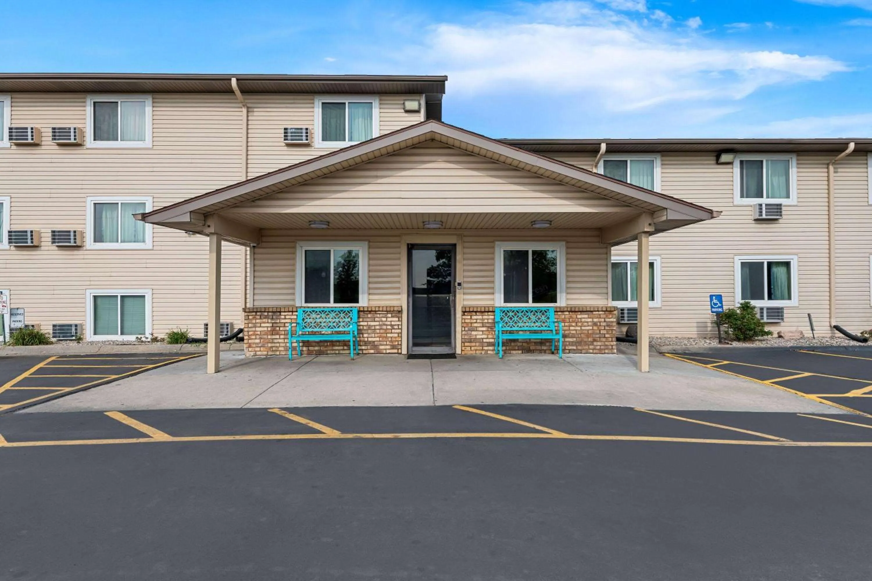 Property building in Super 8 by Wyndham Council Bluffs IA Omaha NE Area