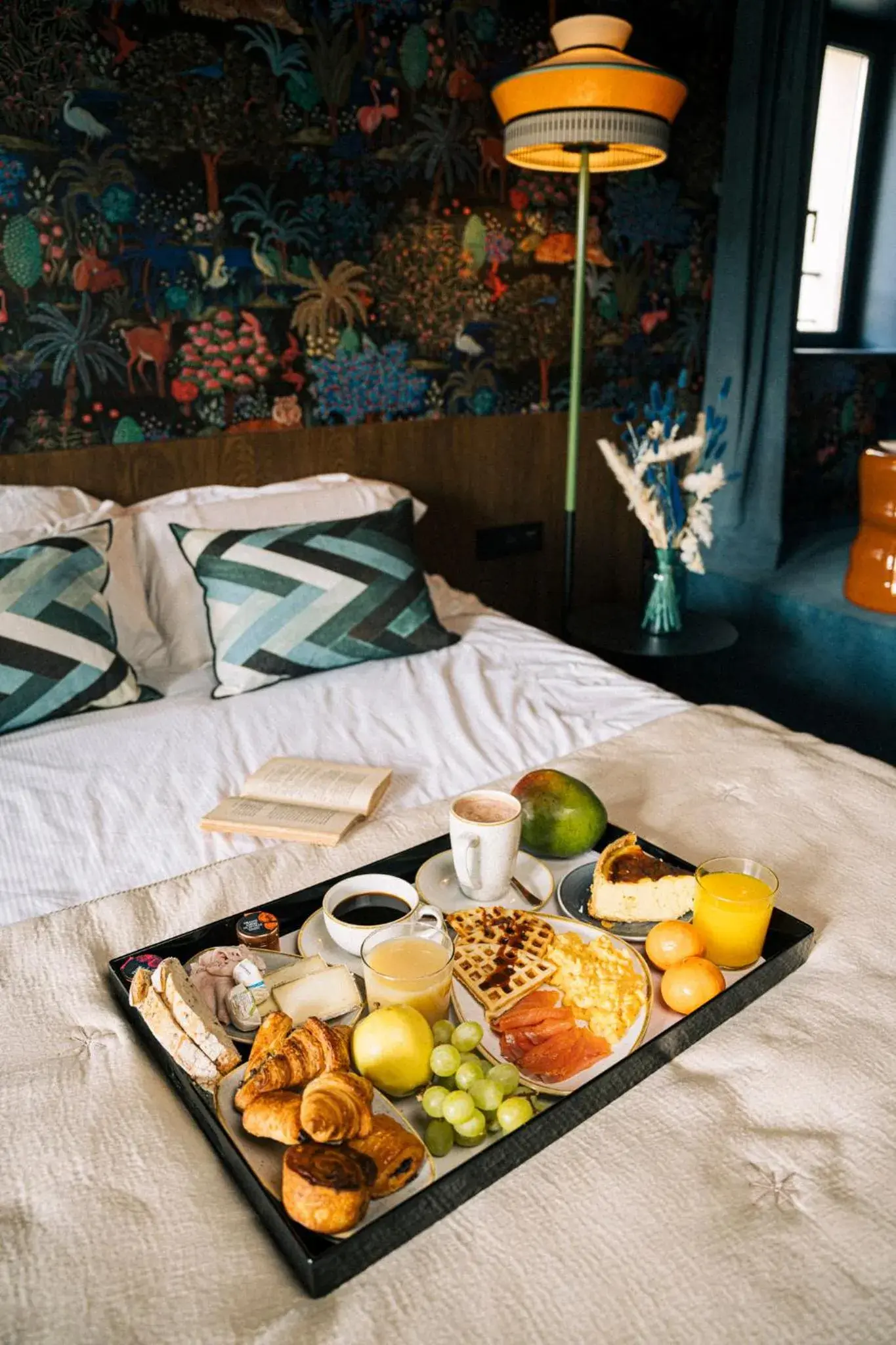 Breakfast, Bed in Les Etangs de Corot Breakfast, Bed in Les Etangs de Corot