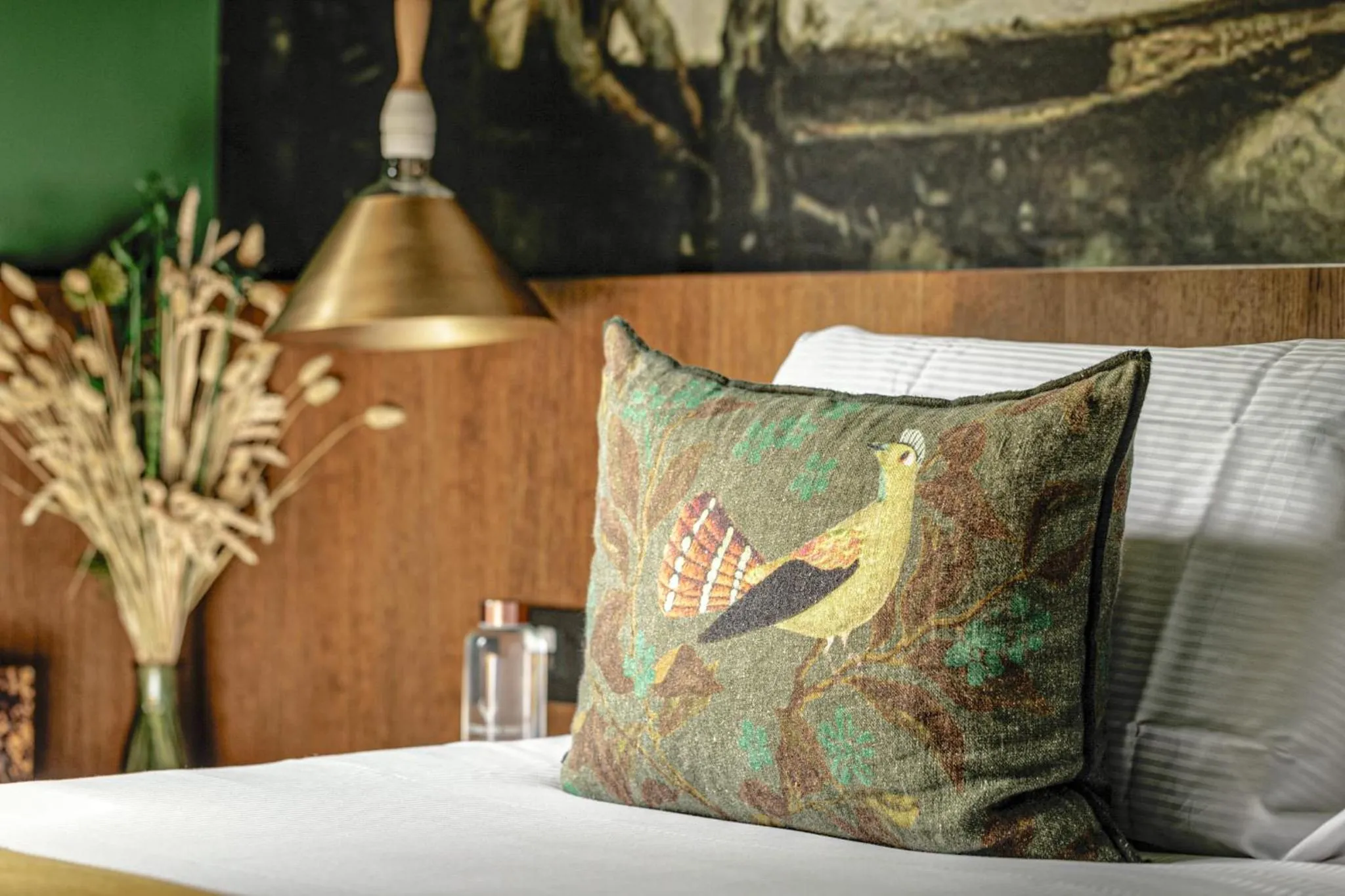 Decorative detail, Bed in Les Etangs de Corot