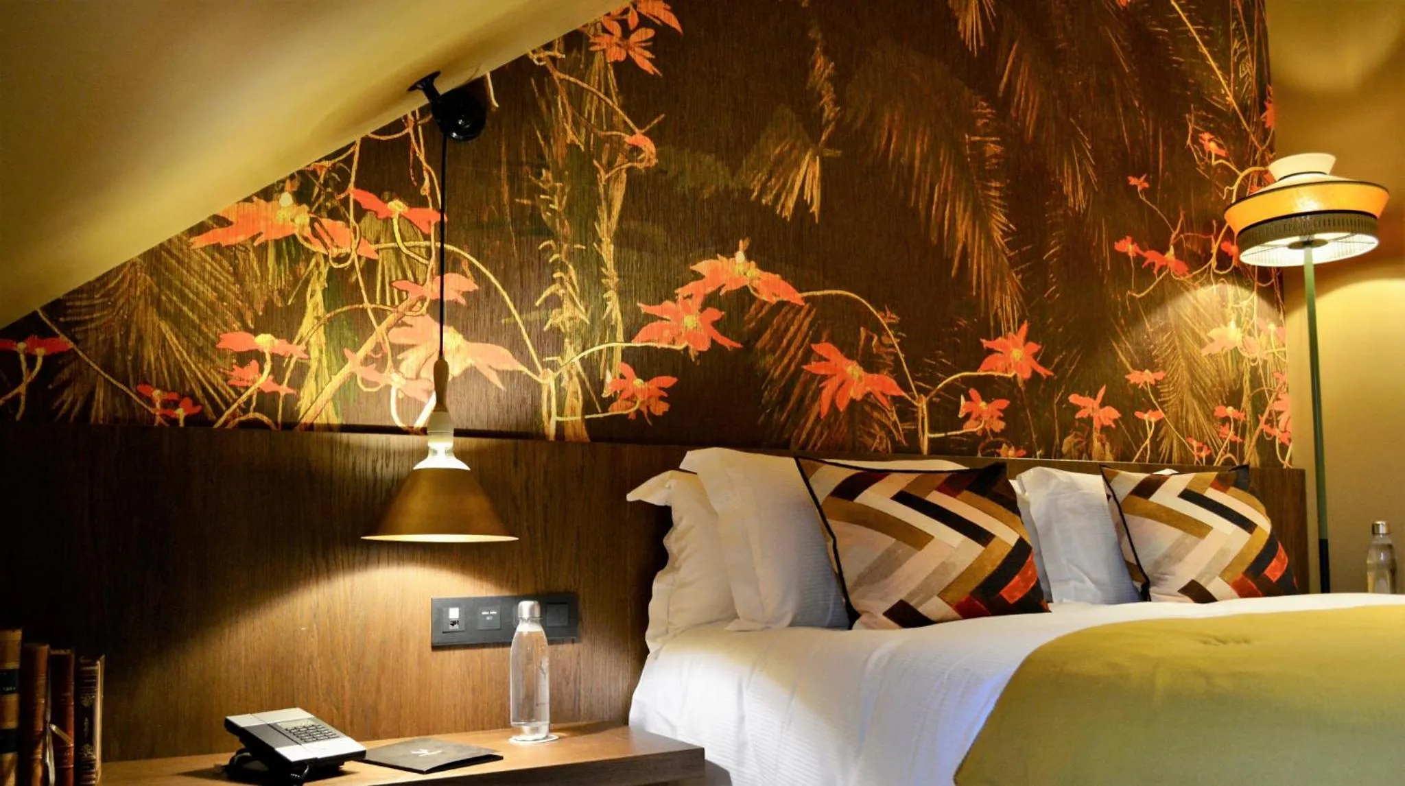 Photo of the whole room, Bed in Les Etangs de Corot