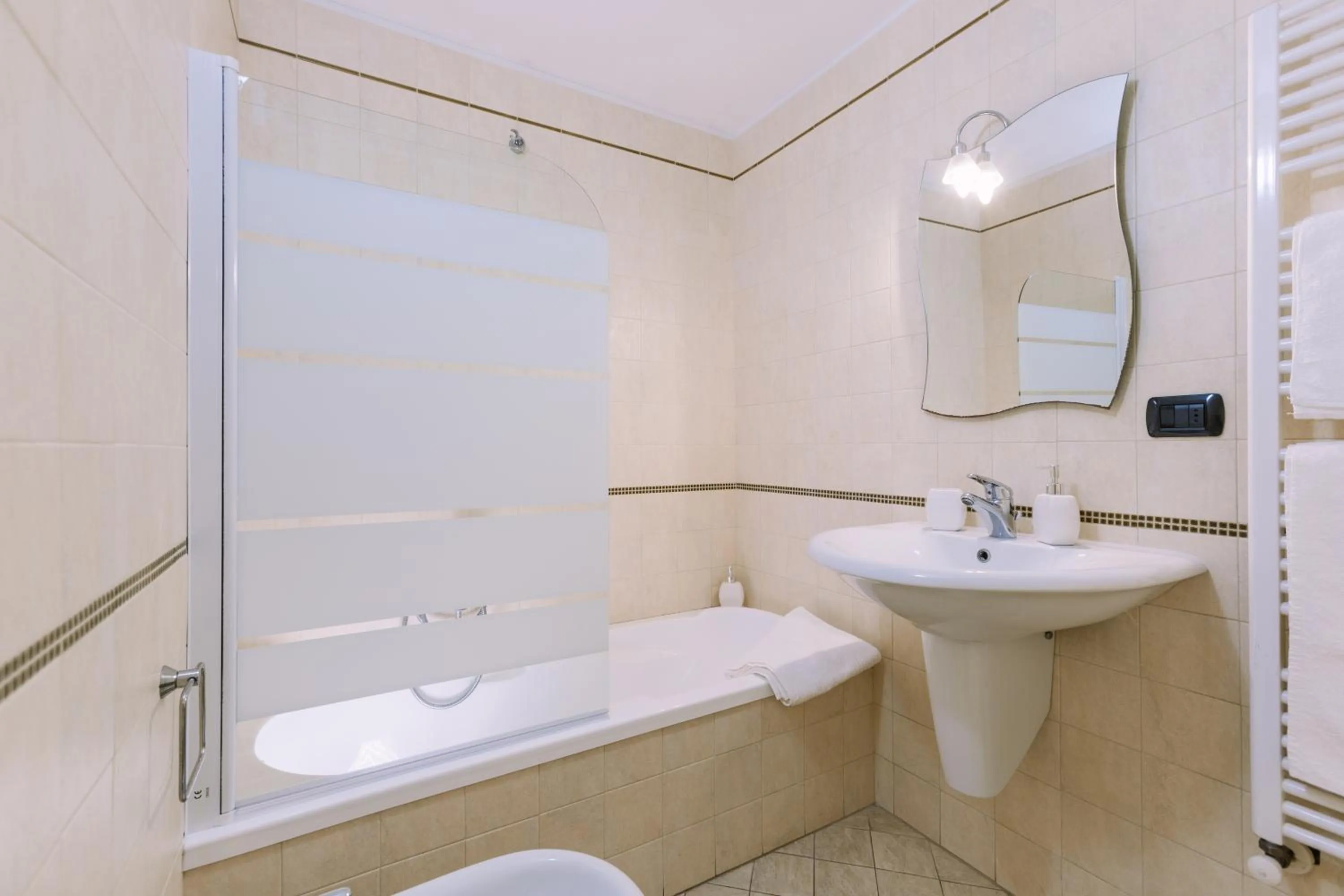 Bathroom in Pangea e Panthálassa B&B