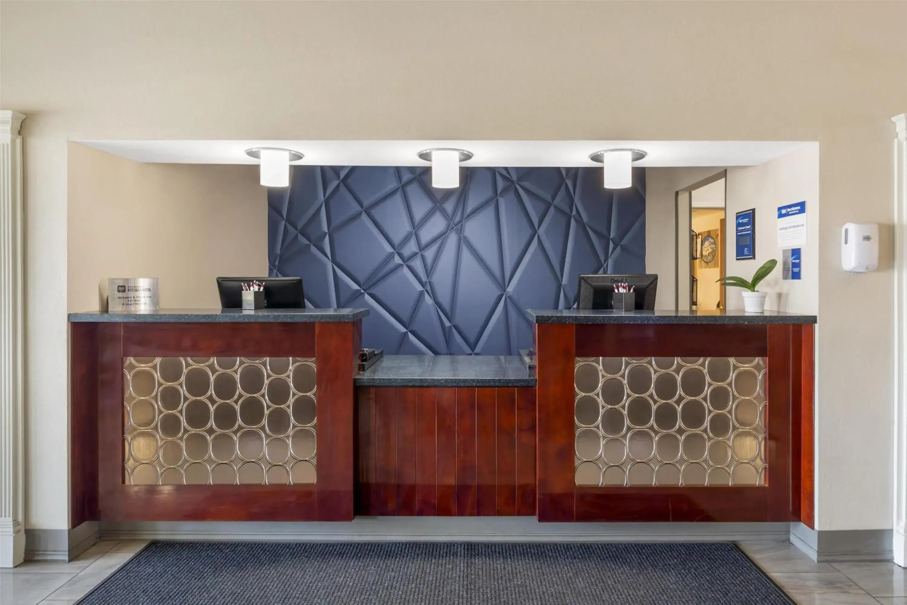 Lobby or reception in Best Western Plus Aberdeen Lobby or reception in Best Western Plus Aberdeen