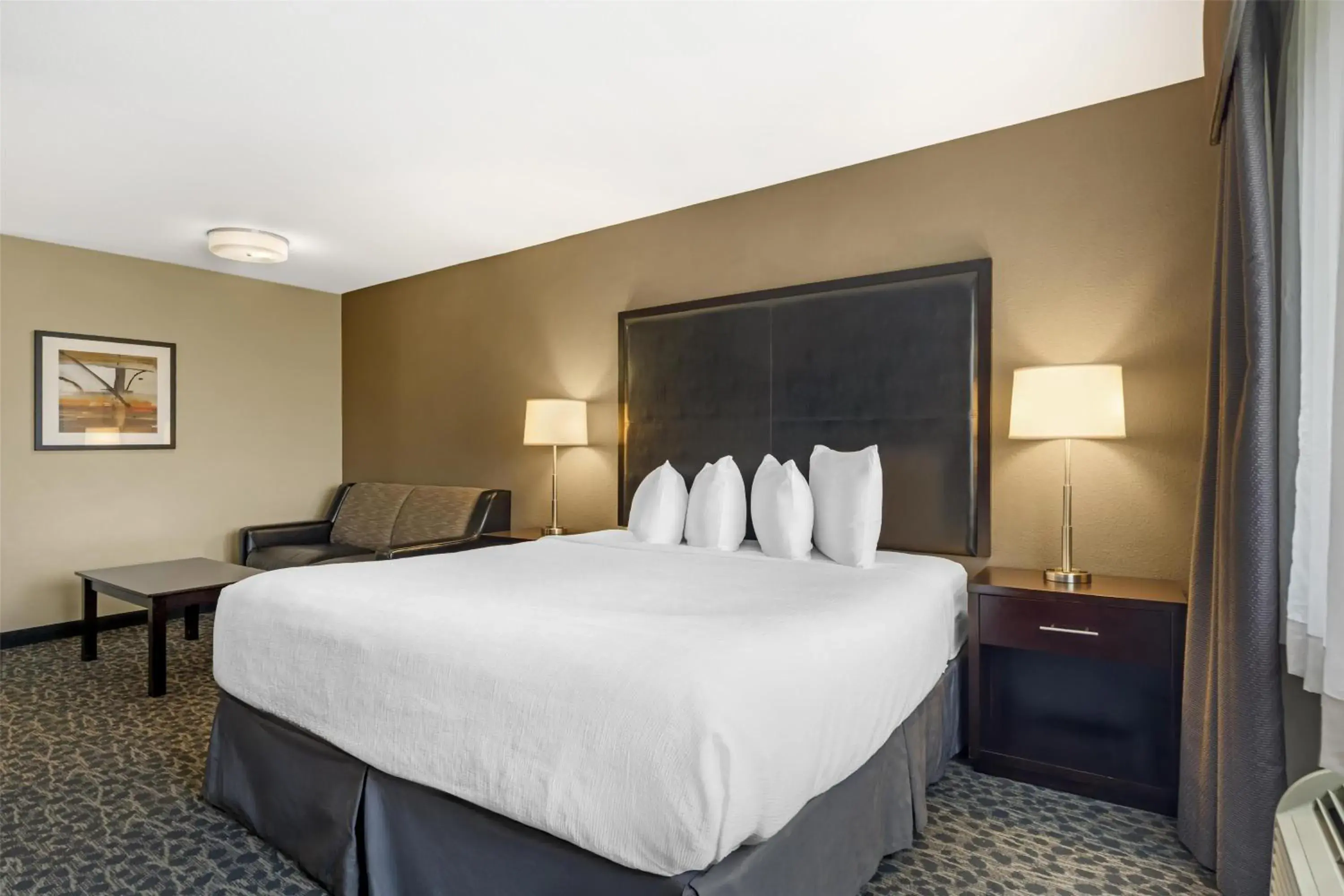 Bedroom, Bed in Best Western Plus Aberdeen Bedroom, Bed in Best Western Plus Aberdeen