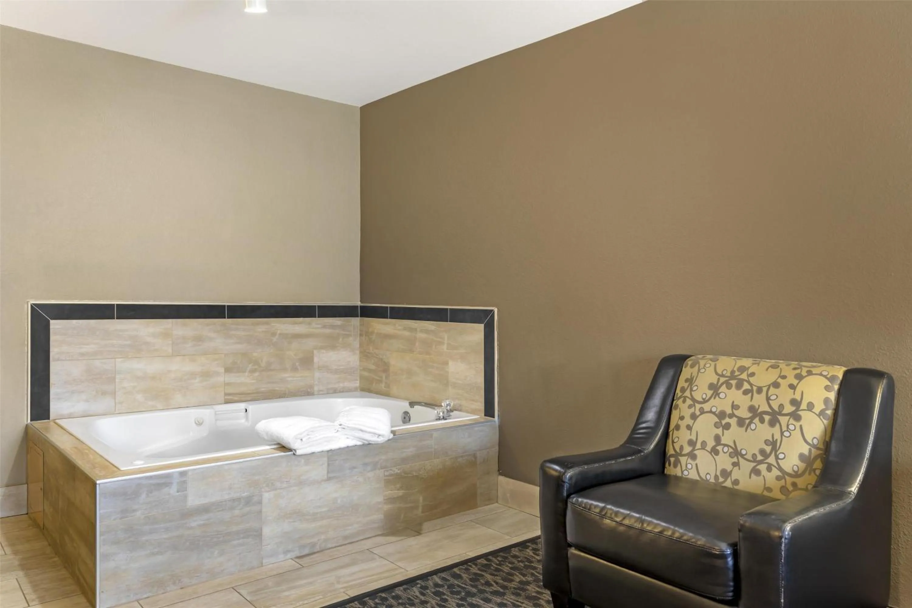 Bedroom in Best Western Plus Aberdeen