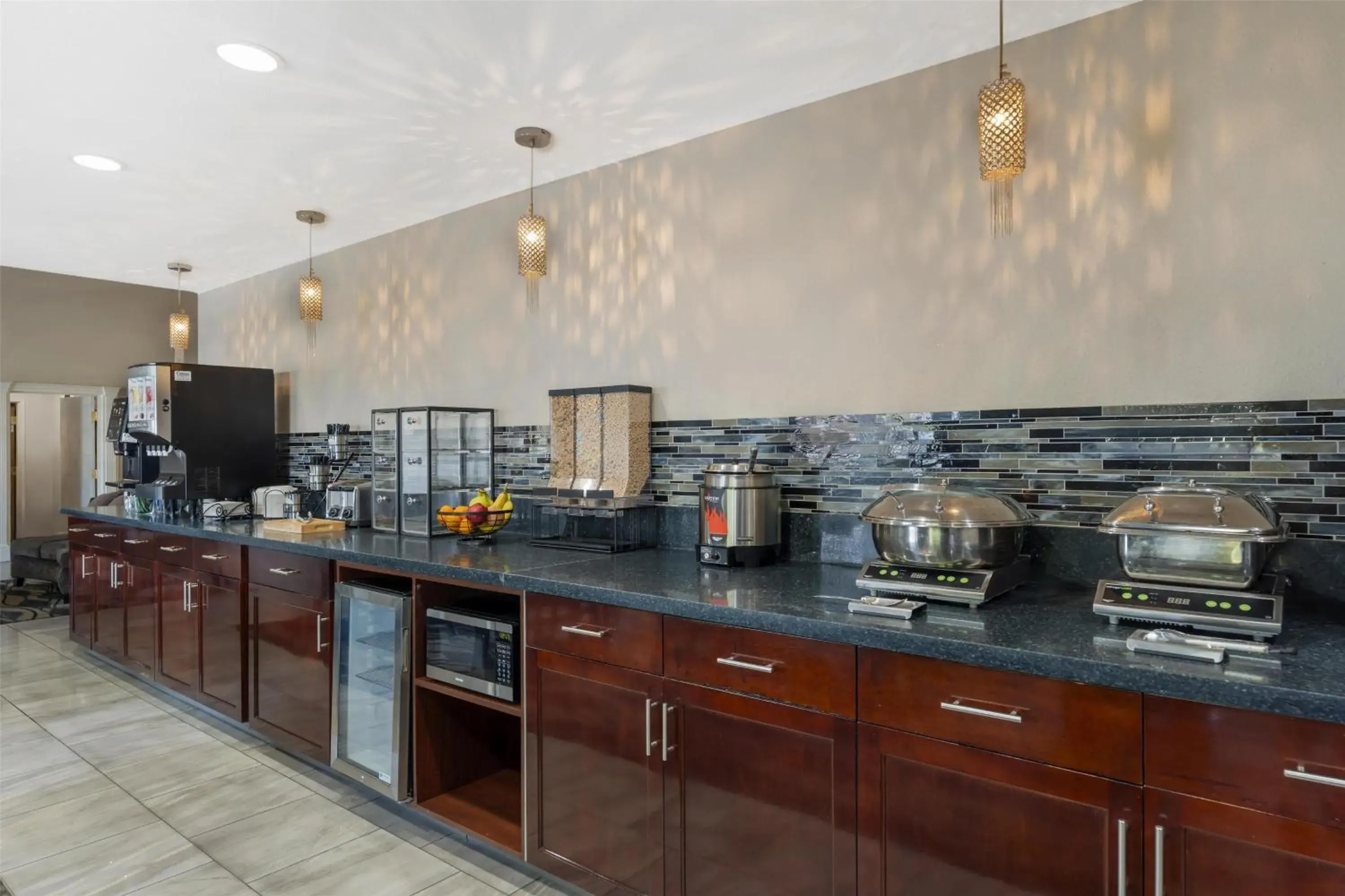 Breakfast in Best Western Plus Aberdeen Breakfast in Best Western Plus Aberdeen