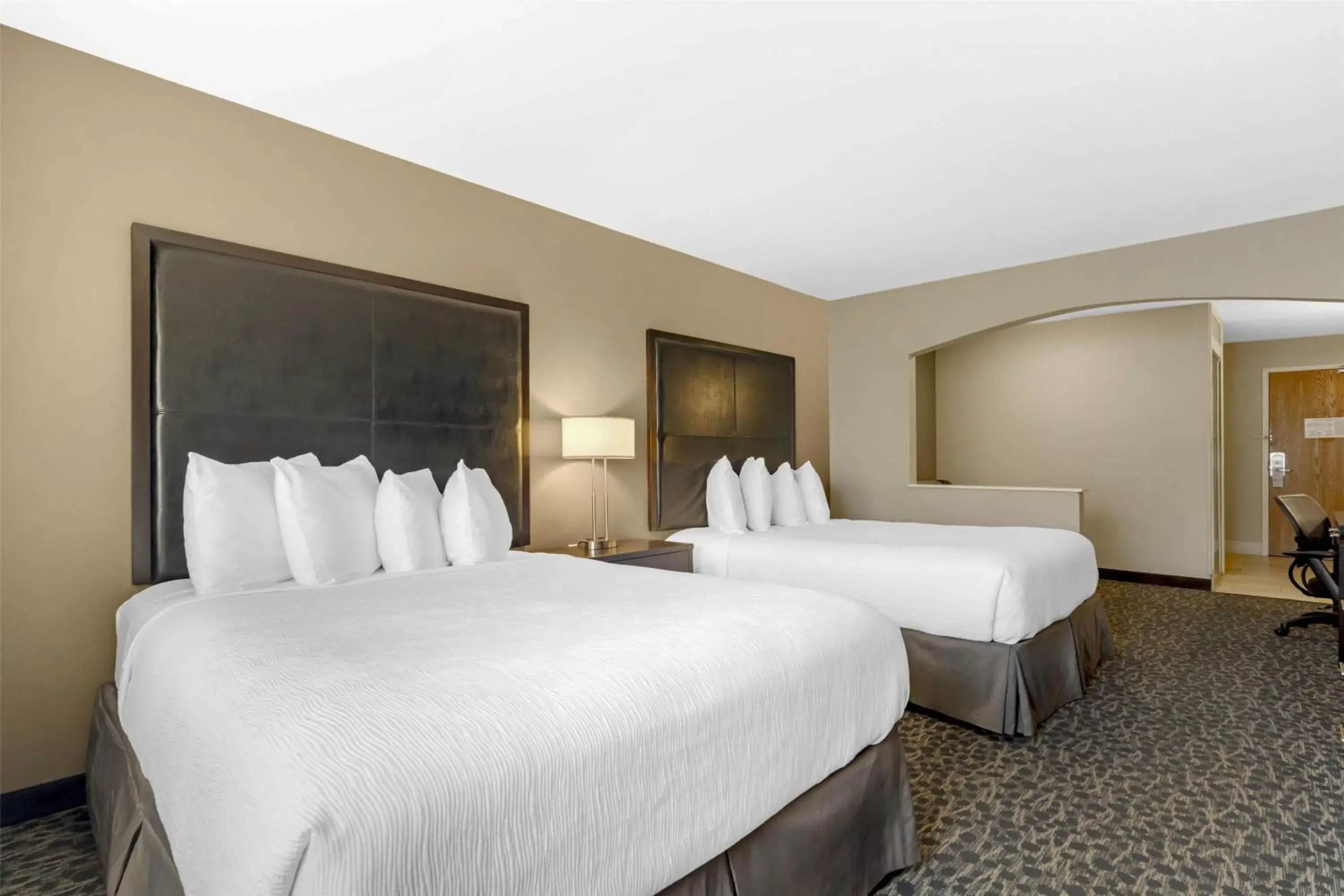 Bedroom, Bed in Best Western Plus Aberdeen Bedroom, Bed in Best Western Plus Aberdeen