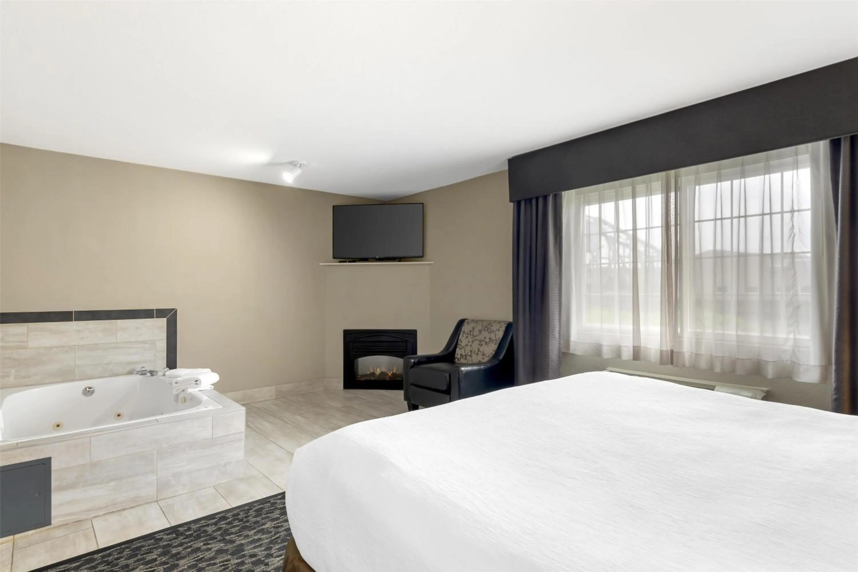 Bedroom, Bed in Best Western Plus Aberdeen