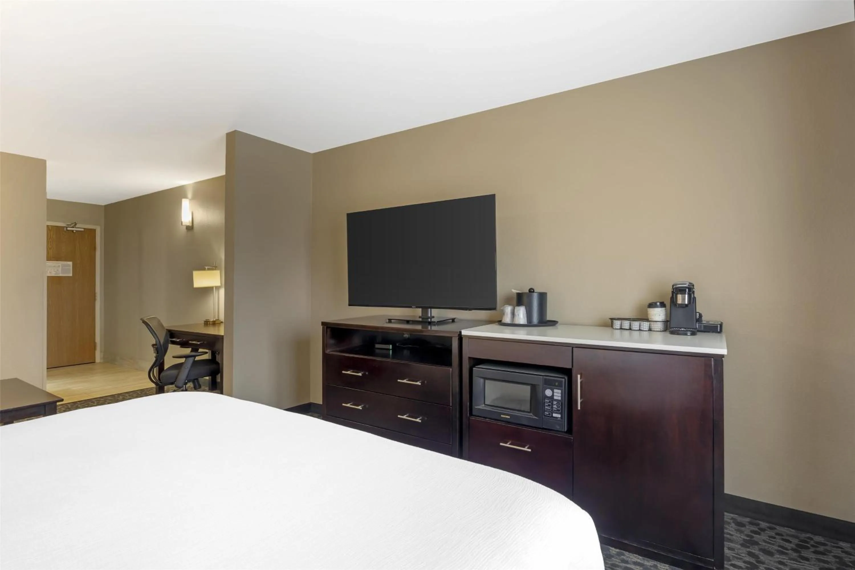 Bedroom, Bed in Best Western Plus Aberdeen