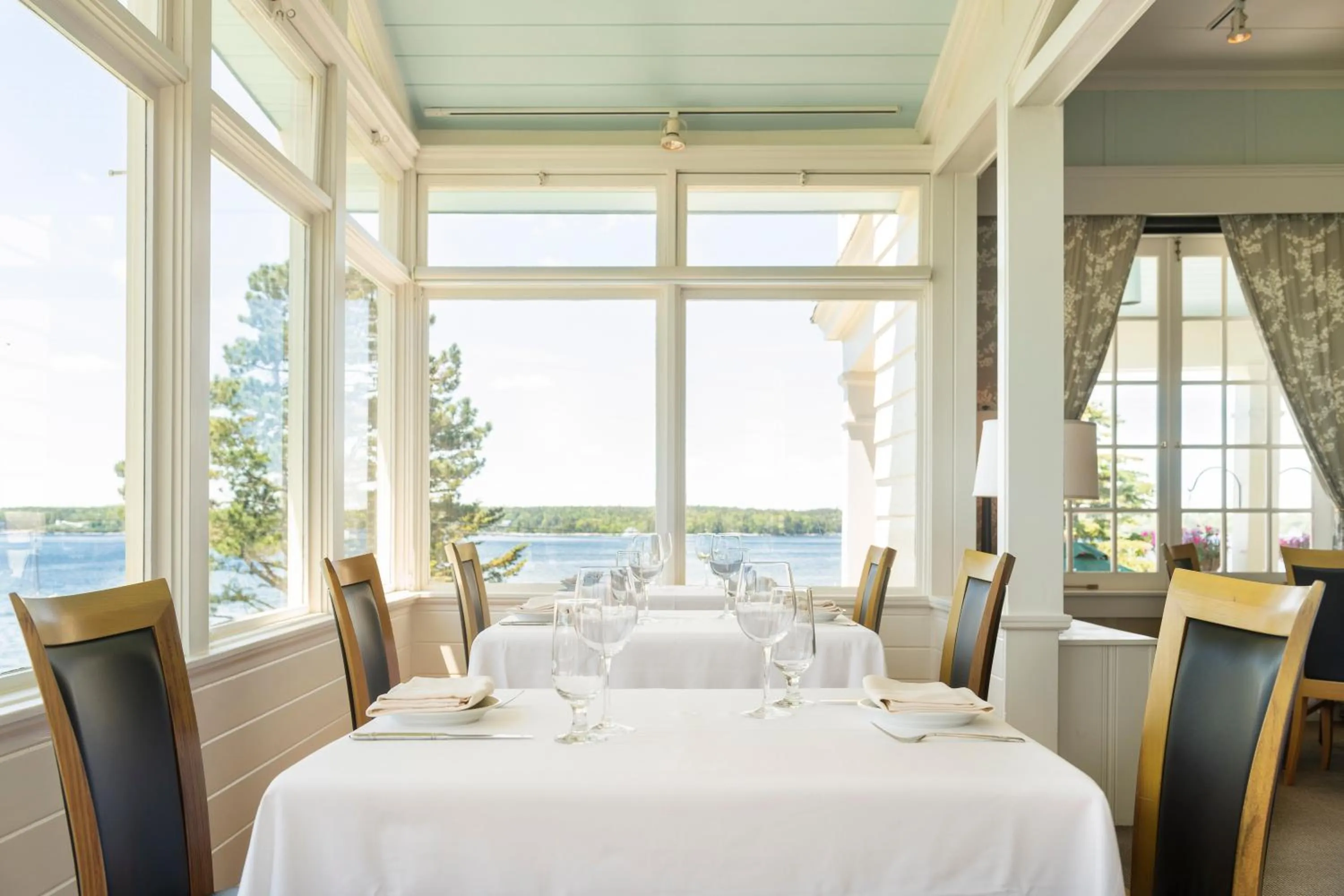 Spruce Point Inn Resort and Spa