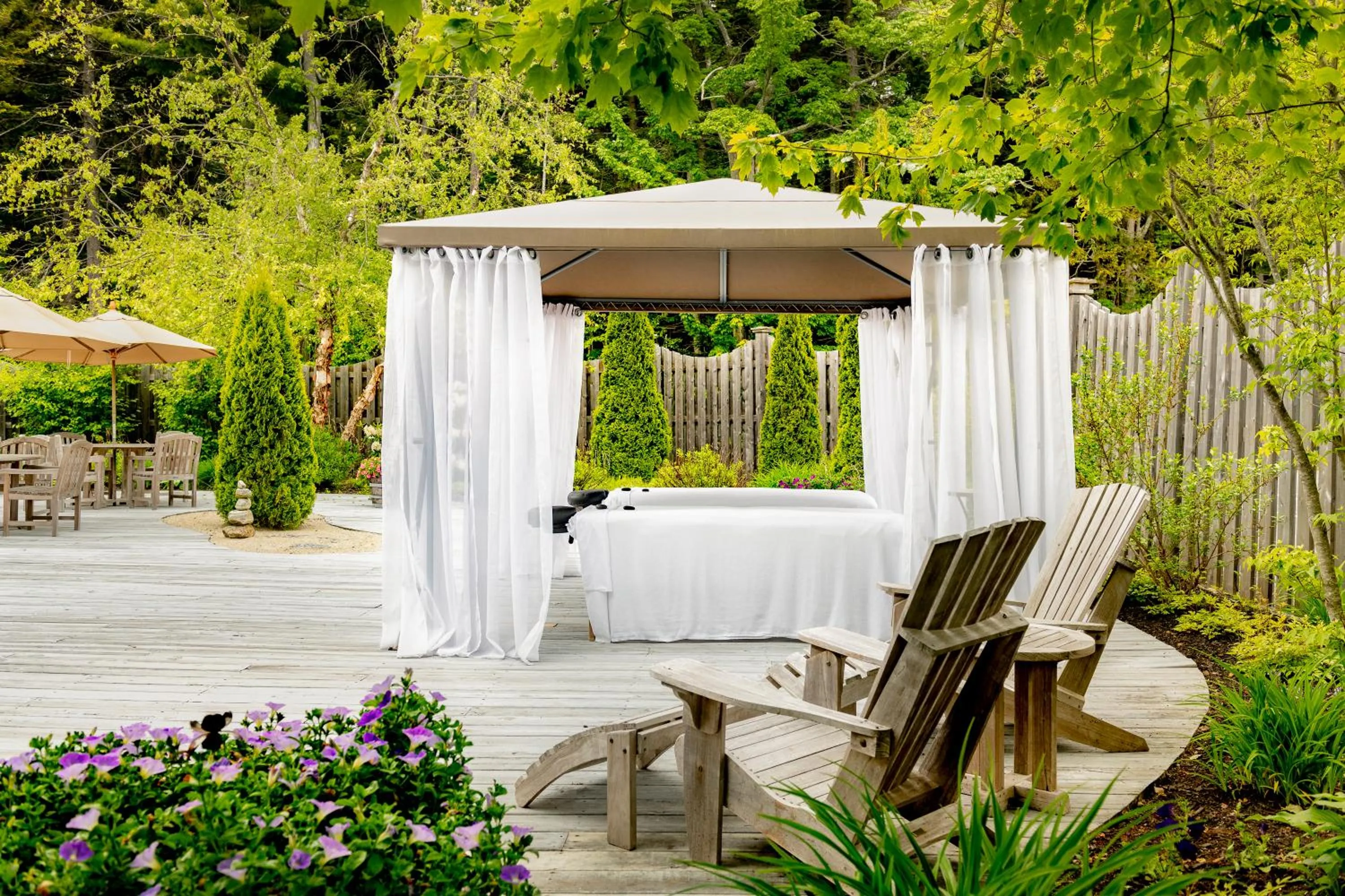 Spruce Point Inn Resort and Spa