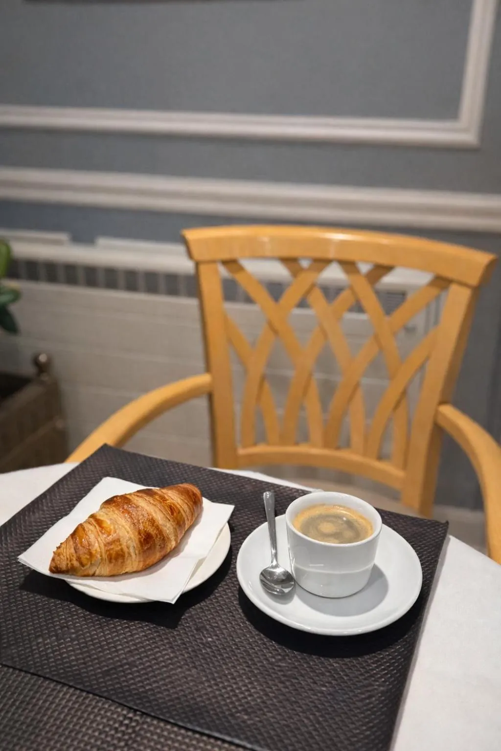 Breakfast in Hôtel Central Saint Germain
