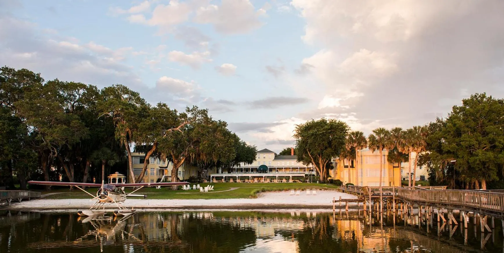 Day in Lakeside Inn on Lake Dora